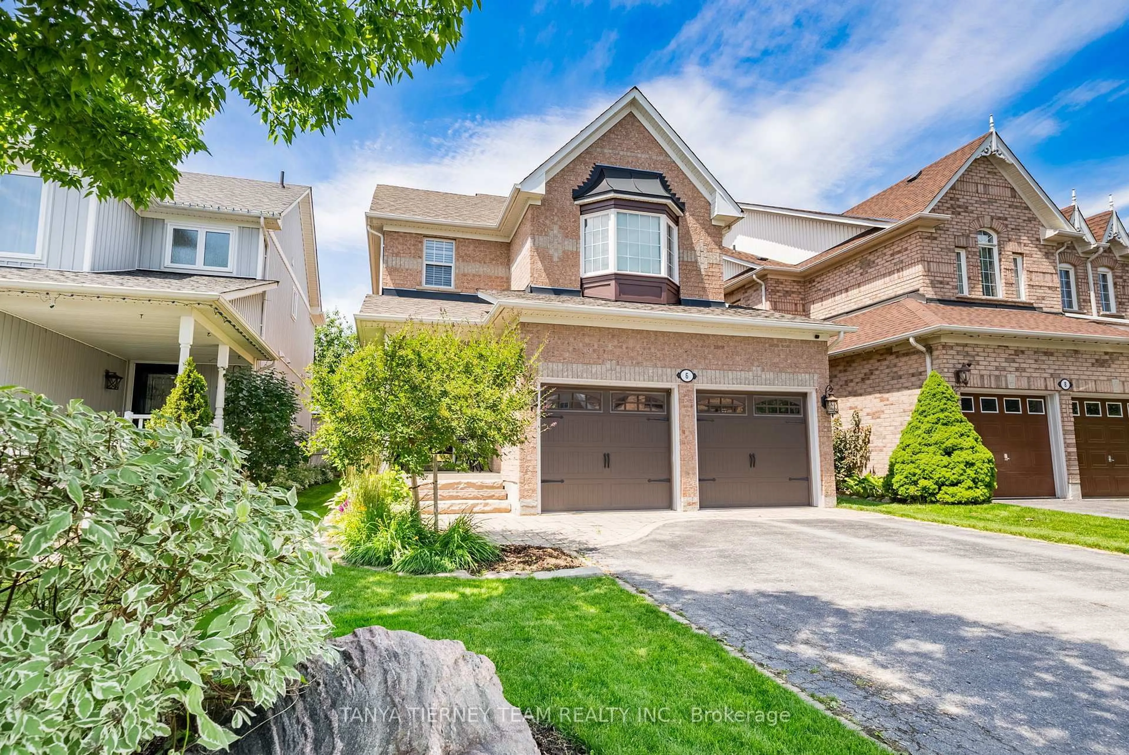 Home with brick exterior material, street for 6 Penhurst Dr, Whitby Ontario L1M 2C8