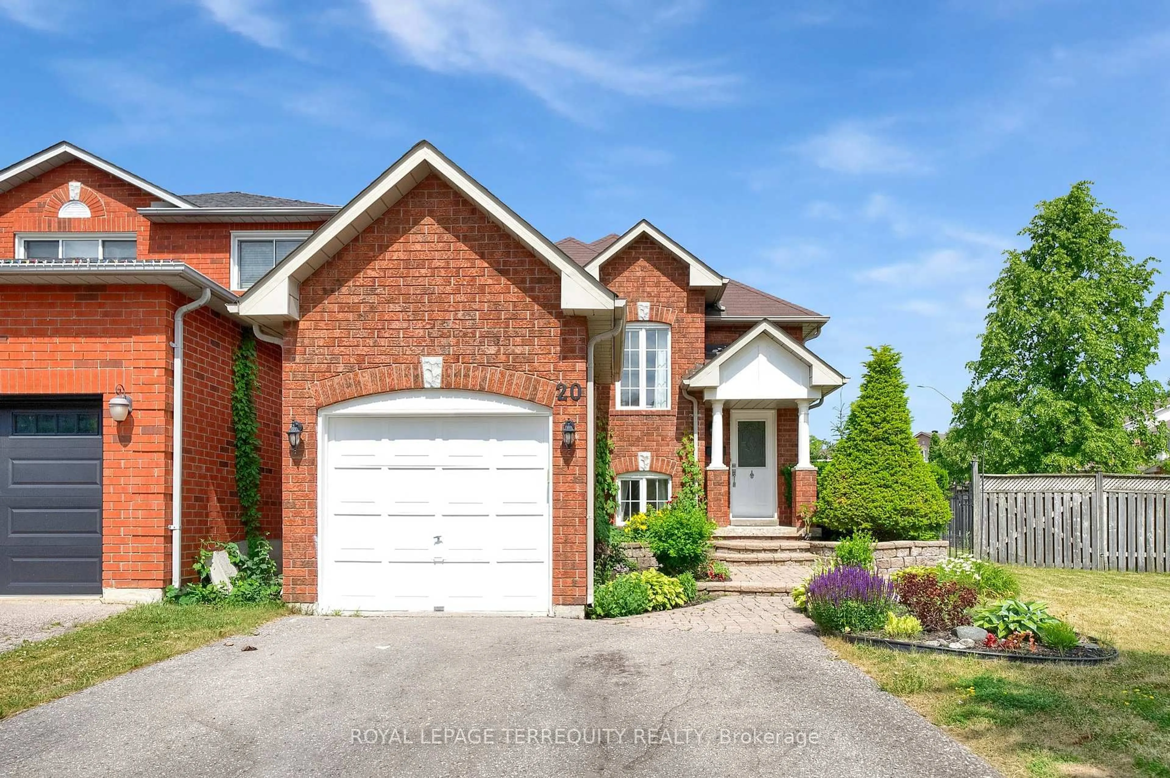 Home with brick exterior material, street for 20 Abernethy Cres, Clarington Ontario L1C 4Z1