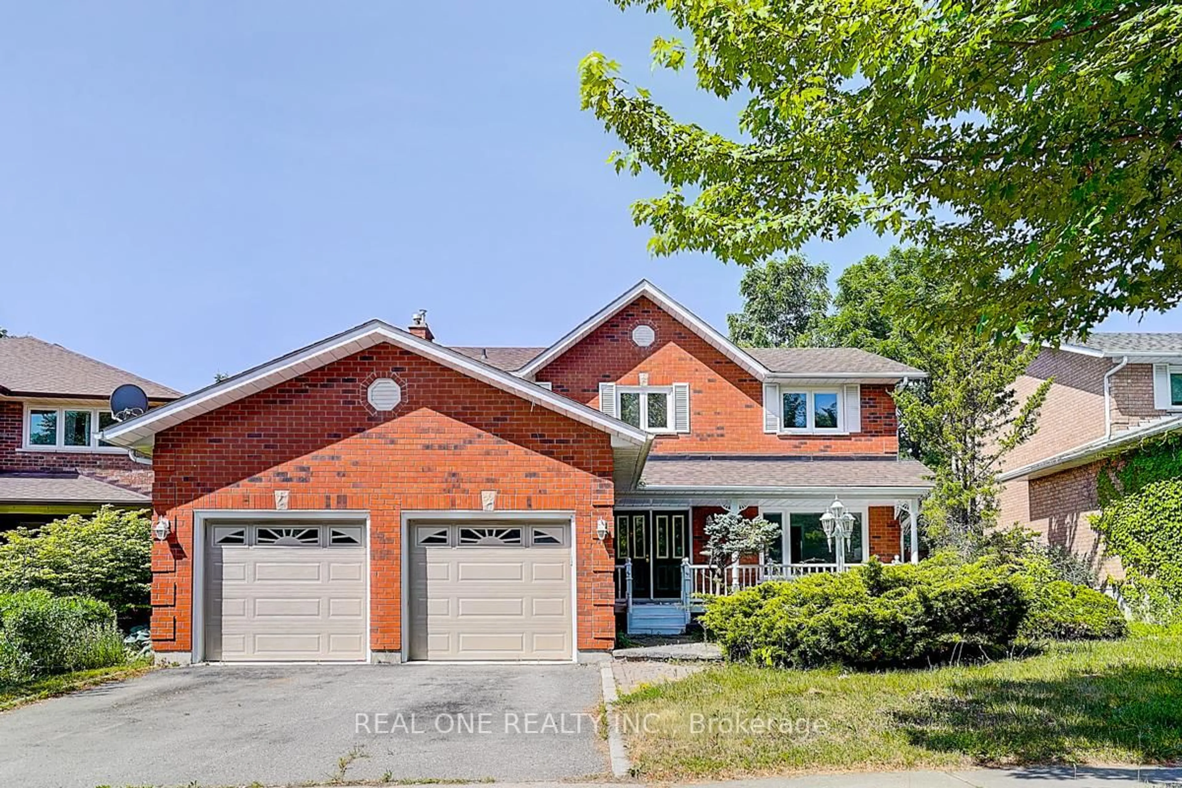 Home with brick exterior material, street for 1930 Walreg Dr, Oshawa Ontario L1G 7V9
