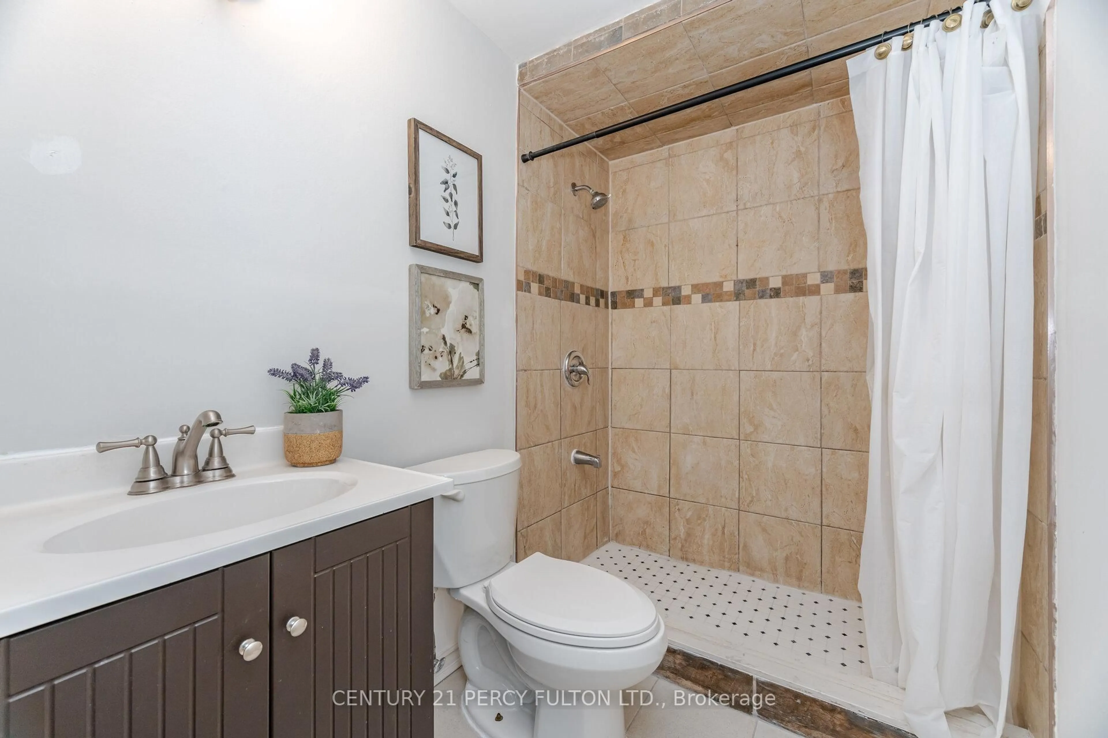 Standard bathroom, ceramic/tile floor for 80 Brockman Cres, Ajax Ontario L1T 2L7