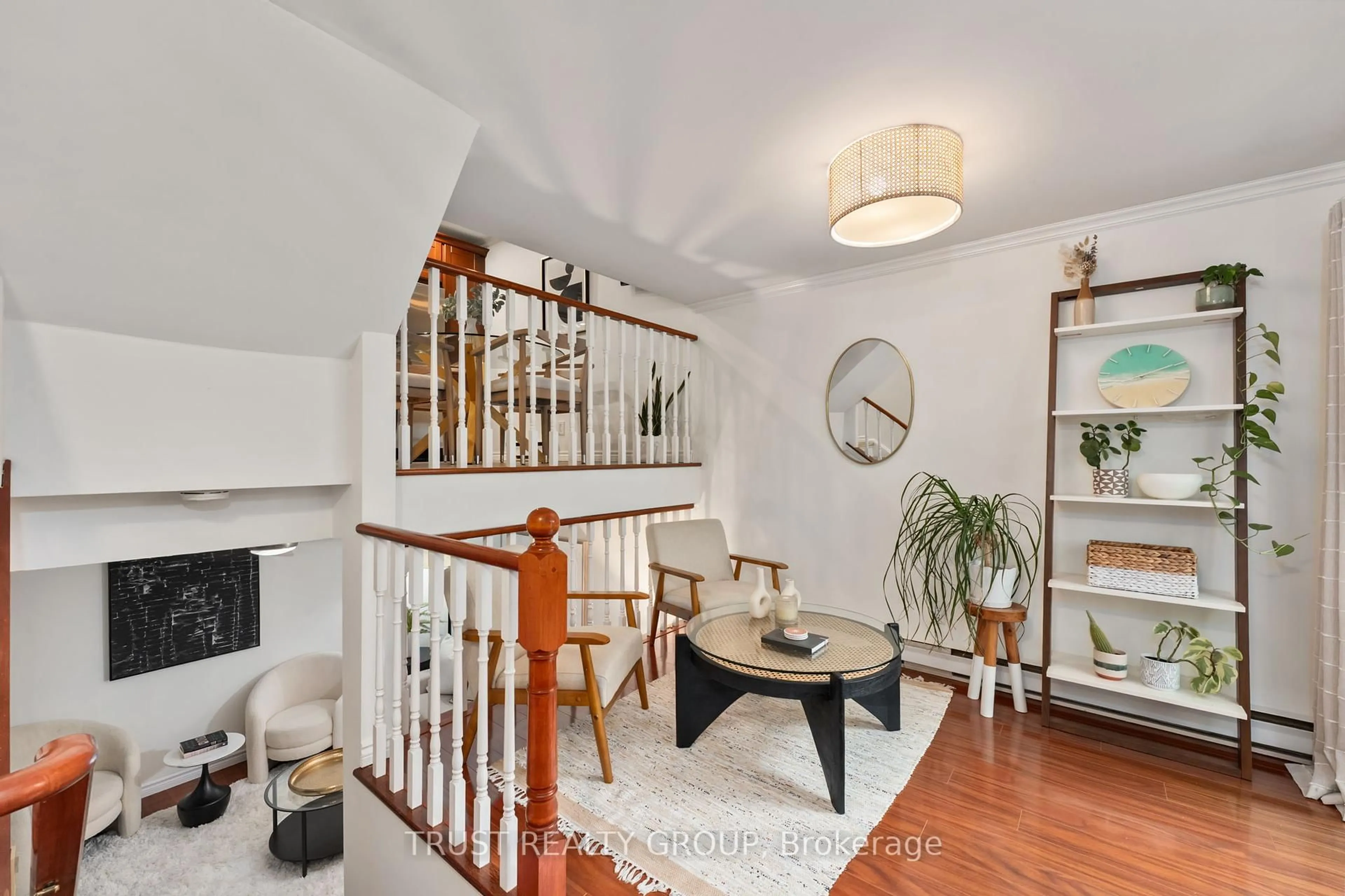 Unknown for 41 Battenberg Ave #32, Toronto Ontario M4L 1J7