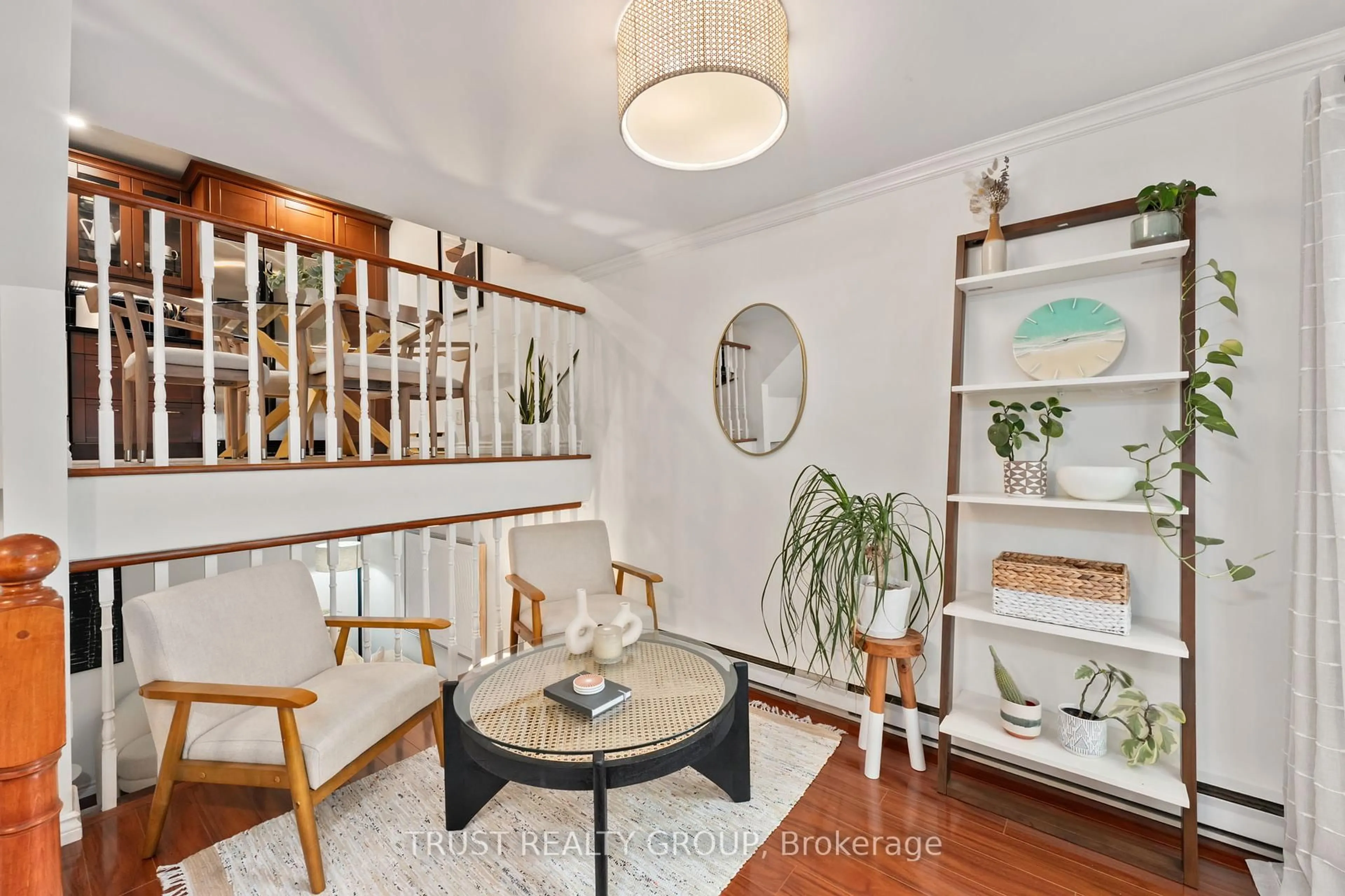 Unknown for 41 Battenberg Ave #32, Toronto Ontario M4L 1J7