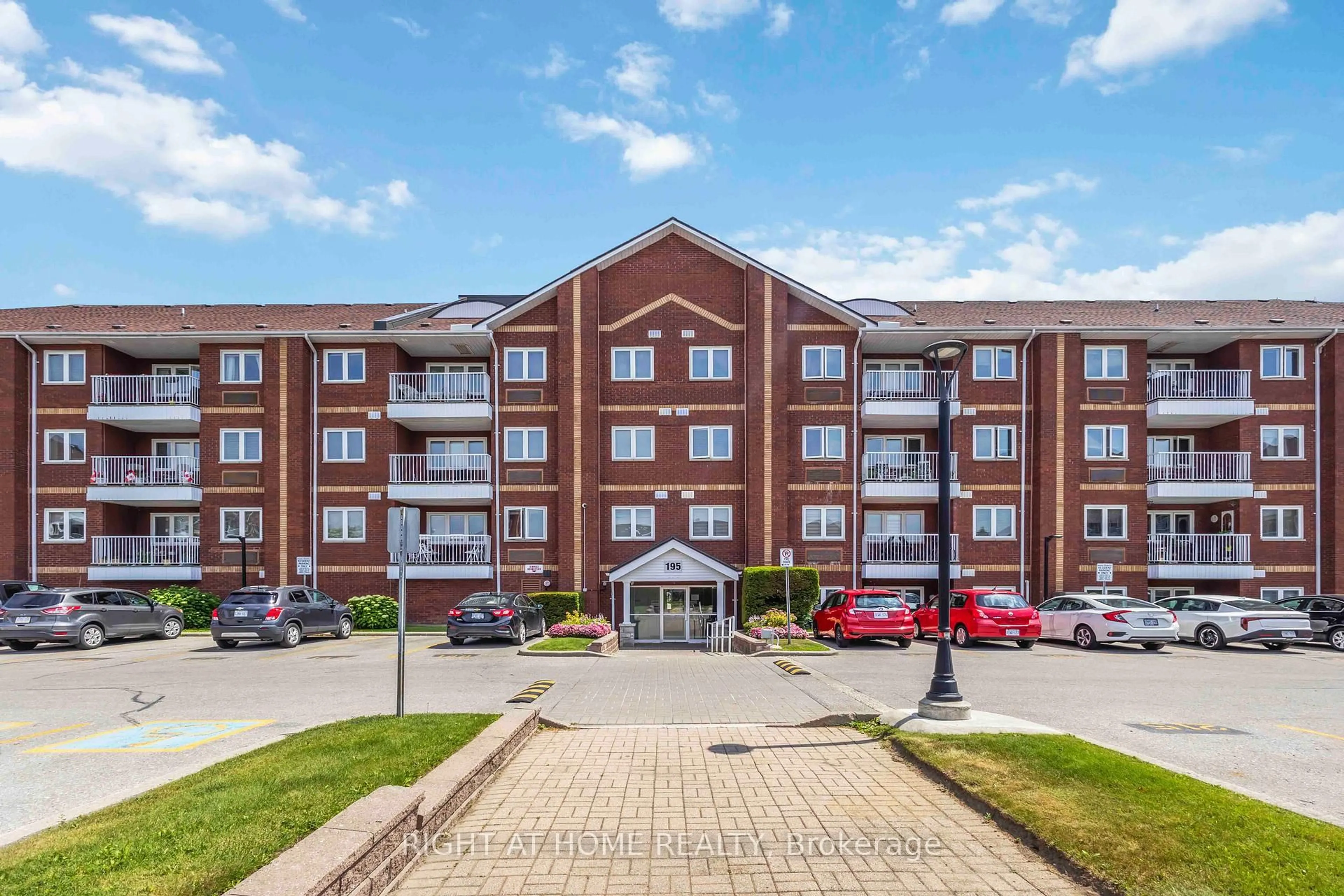 A pic from outside/outdoor area/front of a property/back of a property/a pic from drone, building for 195 Lake Driveway #401, Ajax Ontario L1S 7H7