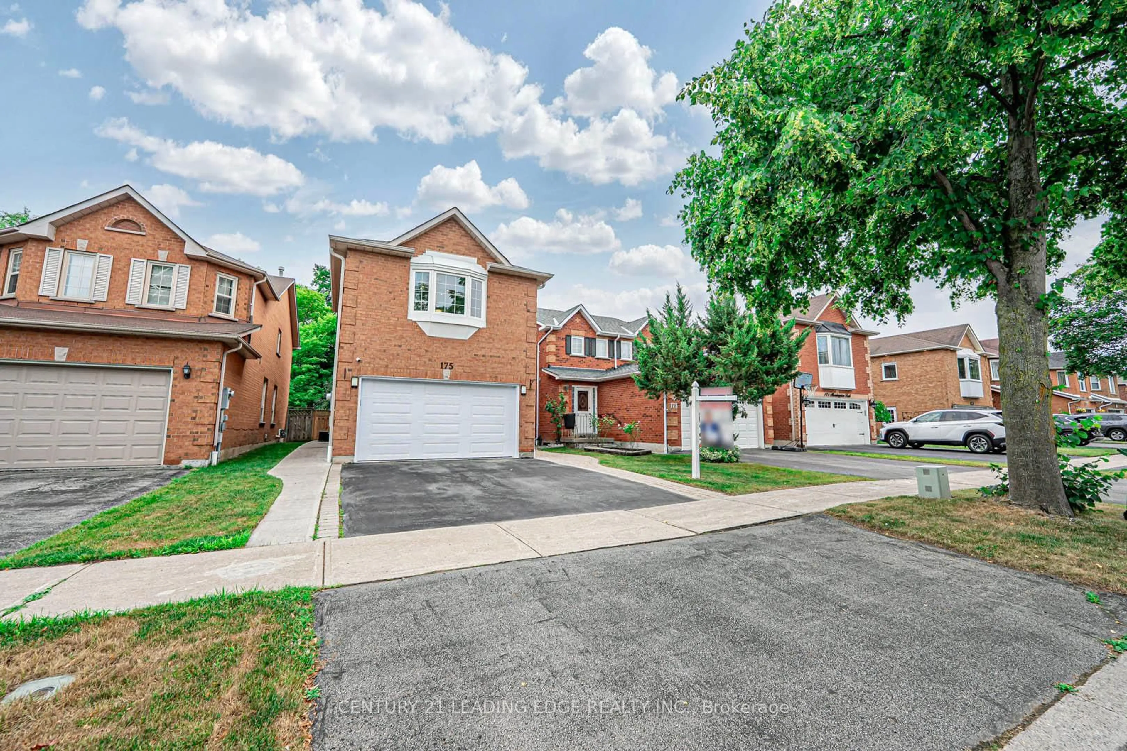 Home with brick exterior material, street for 175 morning view Tr, Toronto Ontario M1B 5L5