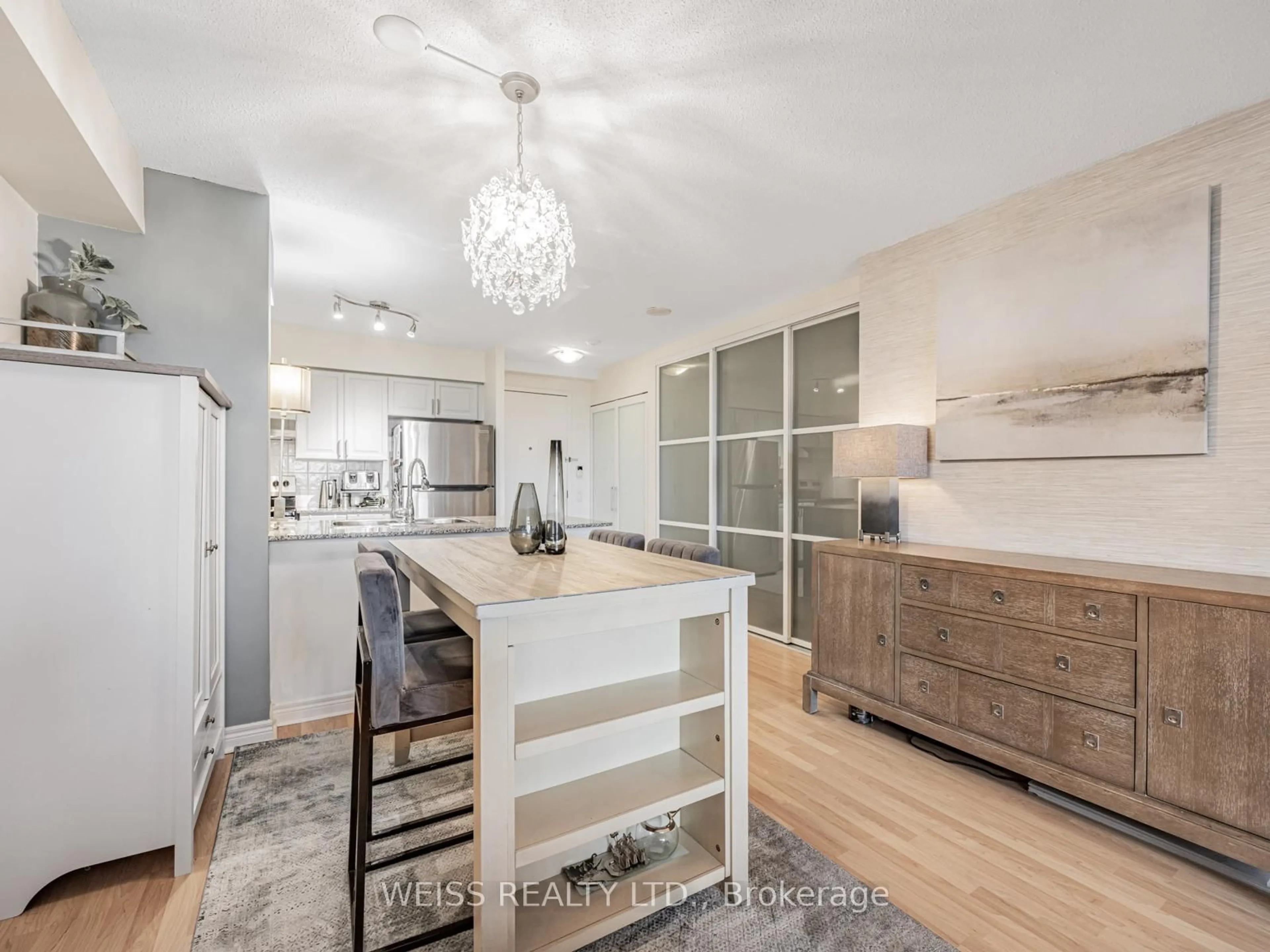 Open concept kitchen, unknown for 83 Borough Dr #303, Toronto Ontario M1P 5E4