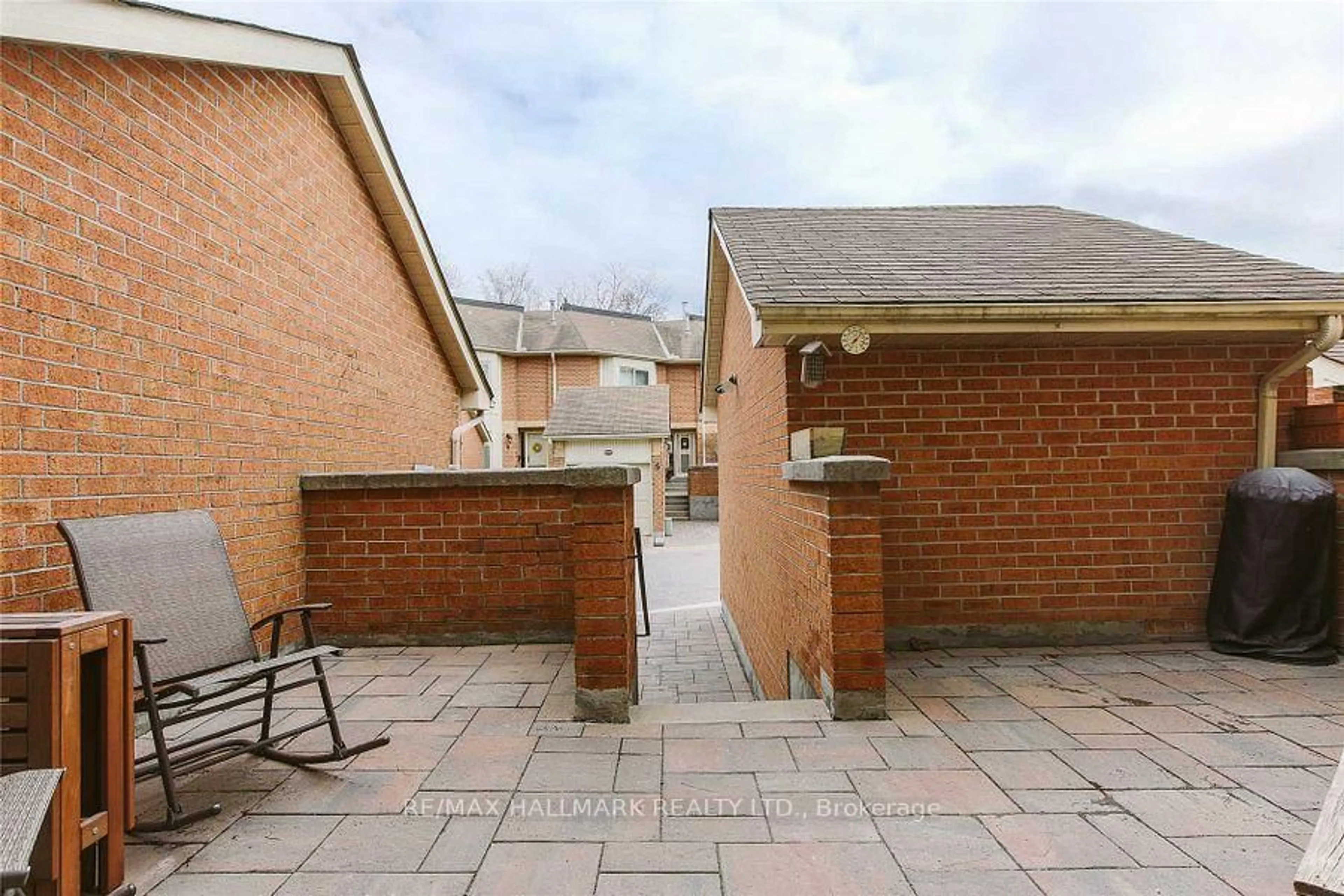Patio, street for 7 Rodeo Ptwy, Toronto Ontario M1N 4E1
