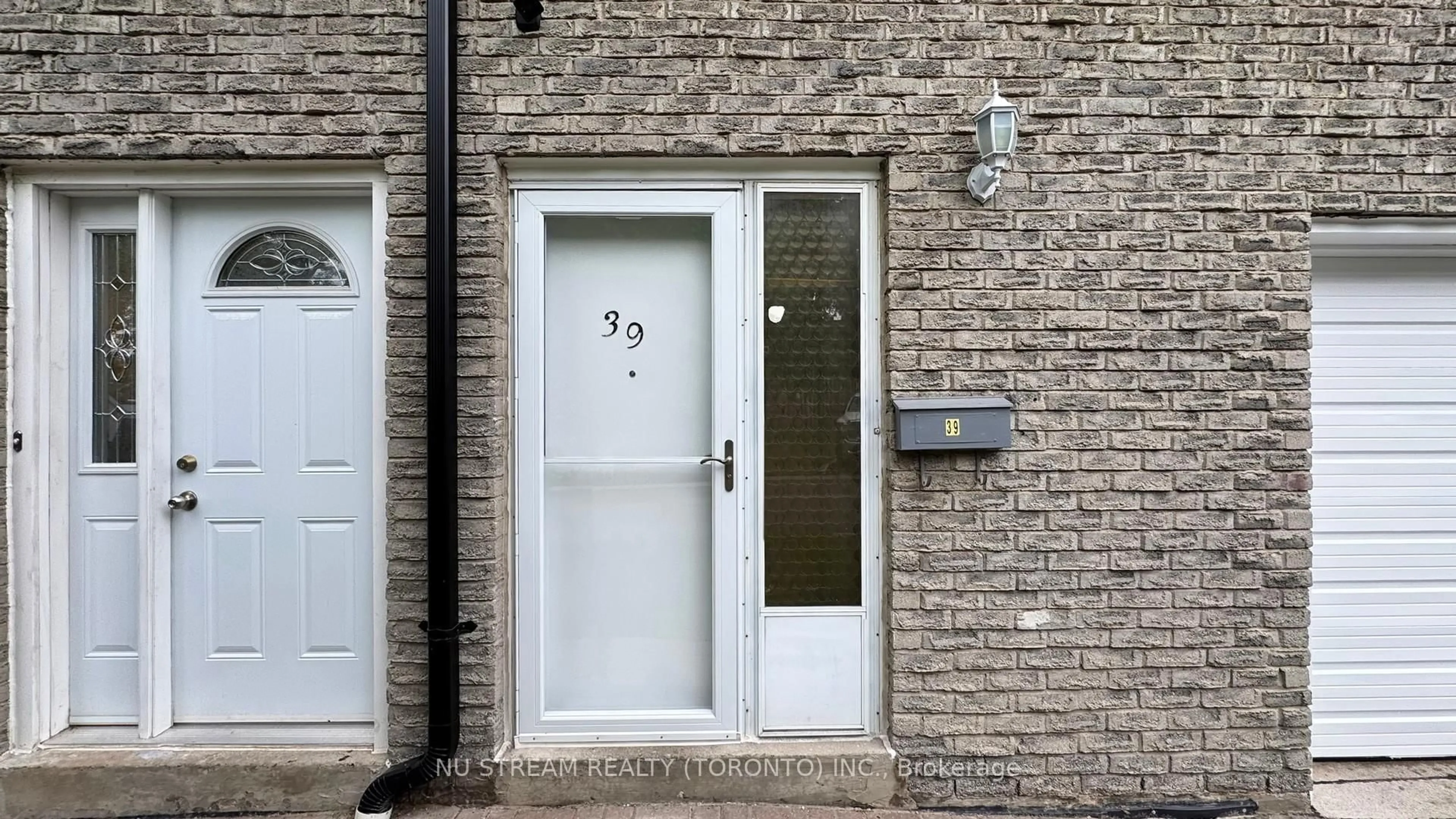 Unknown for 3075 Bridletowne Circ #39, Toronto Ontario M1W 1S8