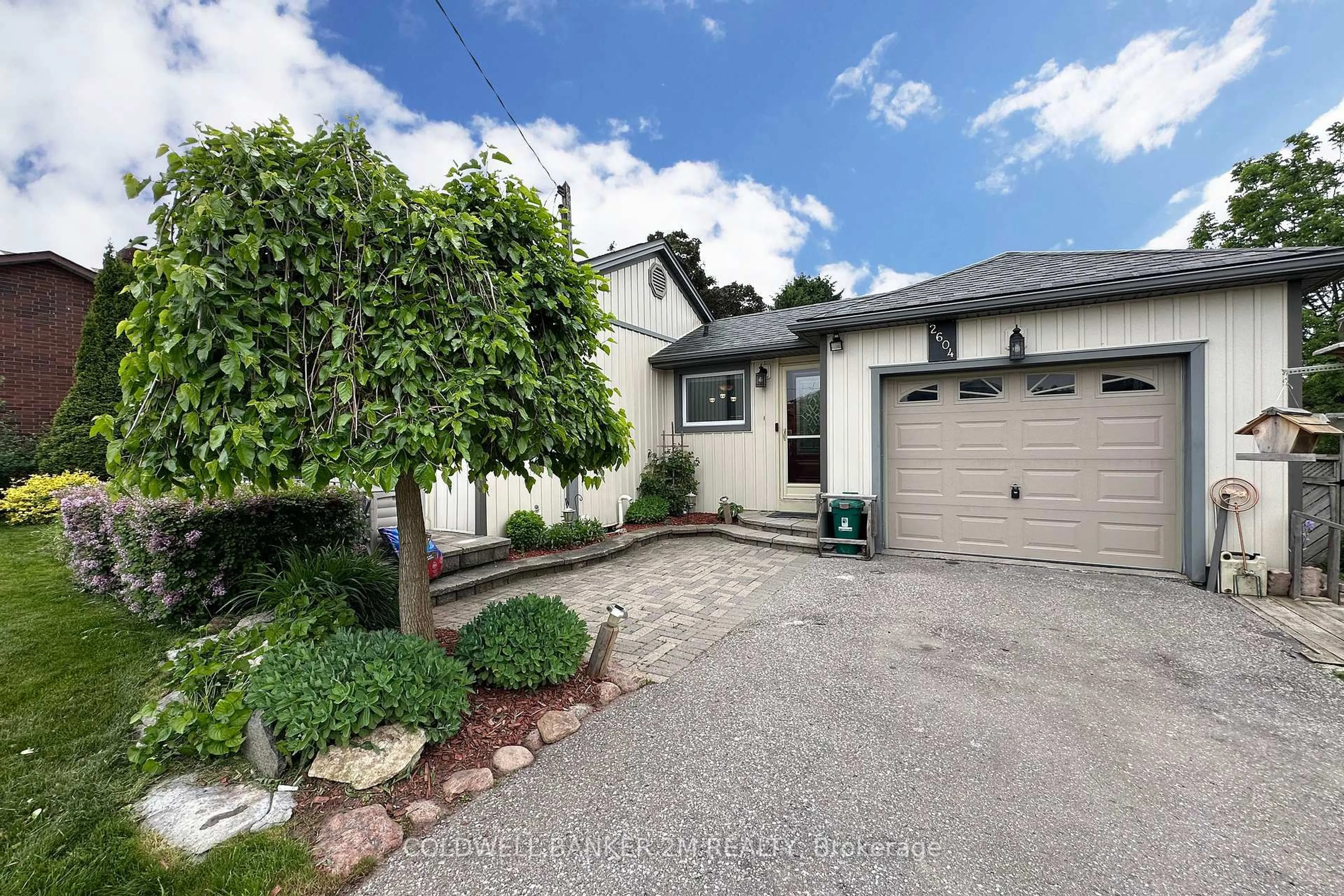 A pic from outside/outdoor area/front of a property/back of a property/a pic from drone, street for 2604 Prestonvale Rd, Clarington Ontario L1E 2R9