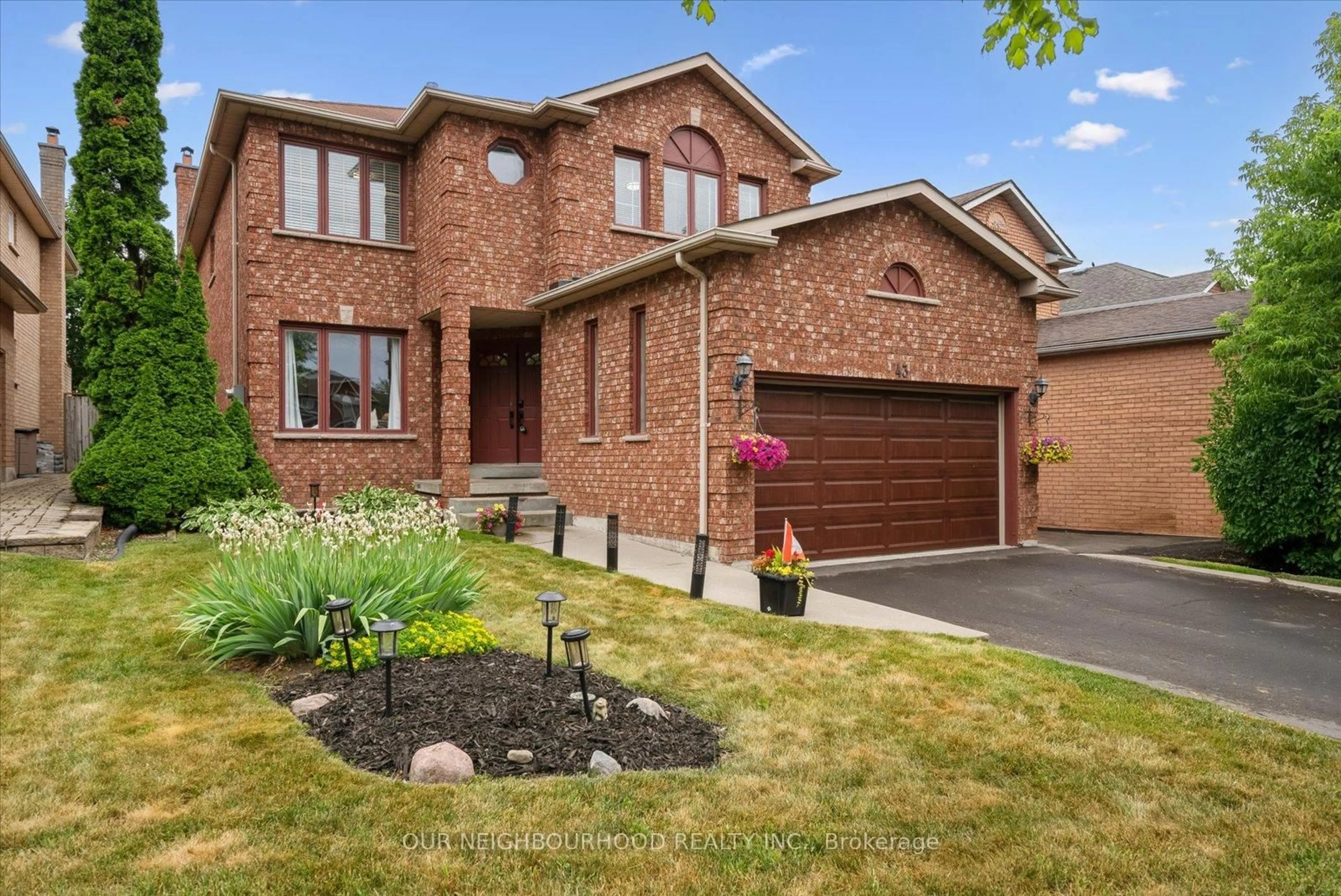 Home with brick exterior material, street for 43 Ringwood Dr, Whitby Ontario L1R 1Y7