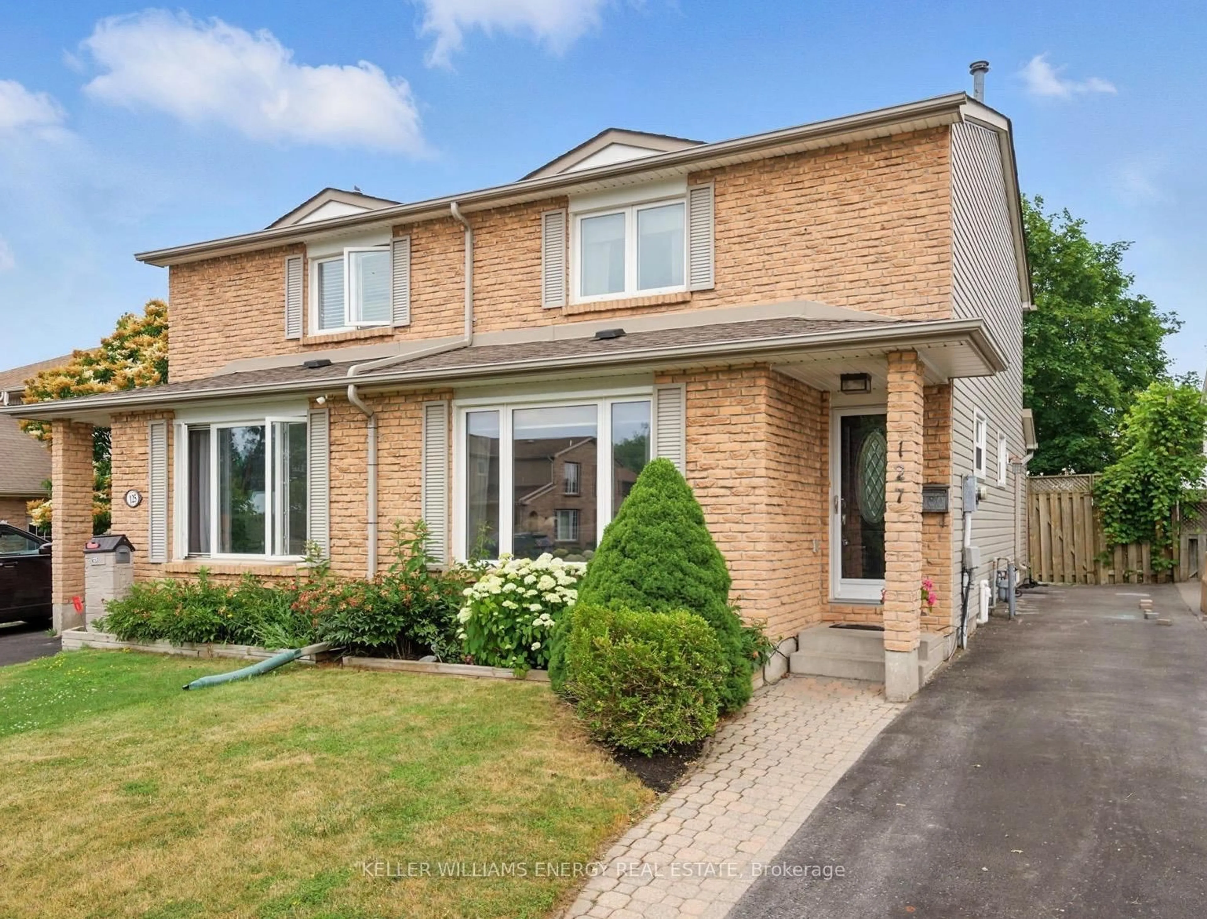 Home with brick exterior material, street for 127 Castlebar Cres, Oshawa Ontario L1J 7B9