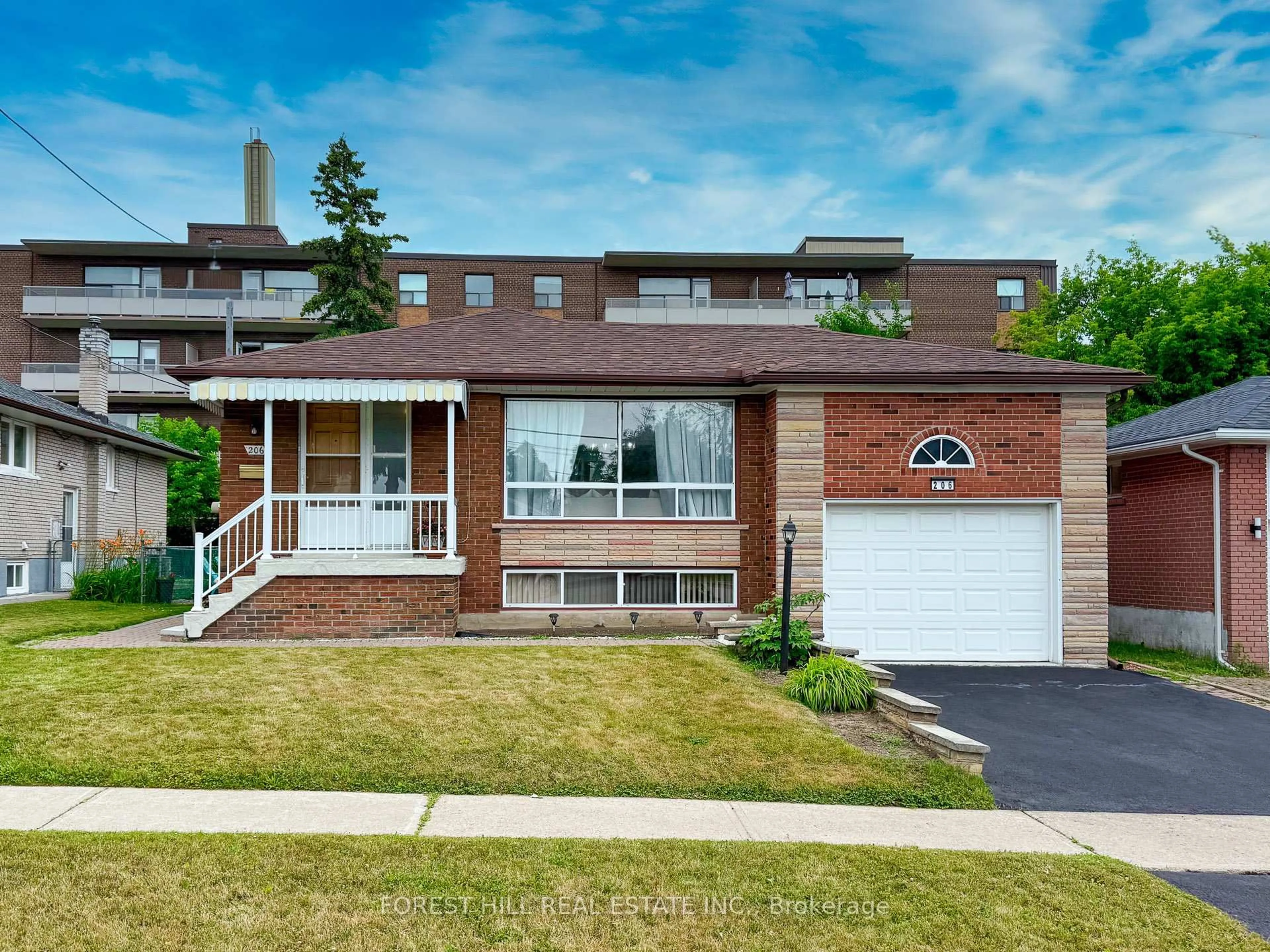 Home with brick exterior material, street for 206 Cass Ave, Toronto Ontario M1T 2C2