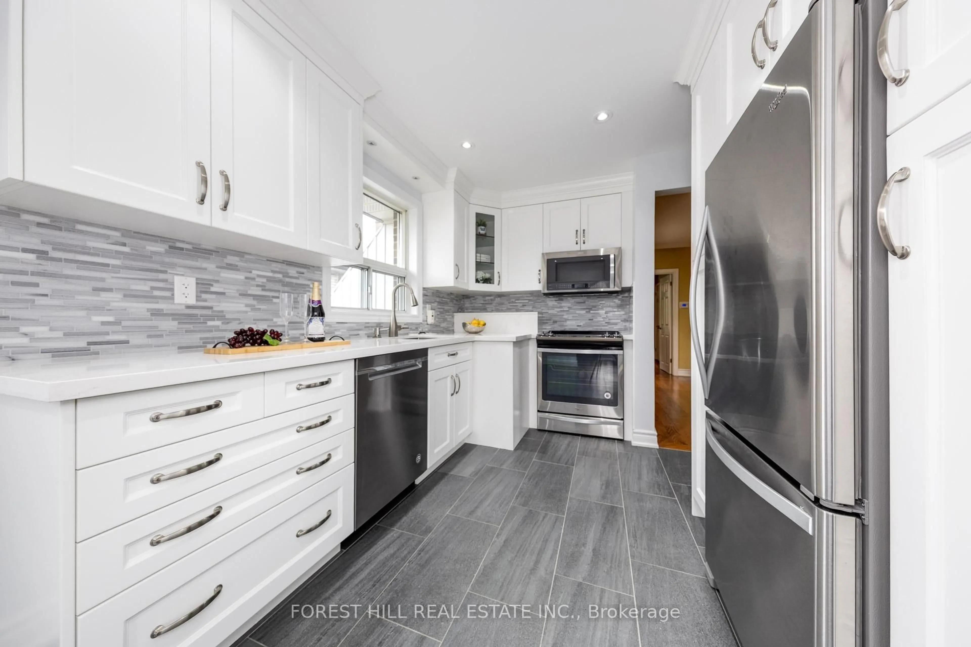 Open concept kitchen, unknown for 206 Cass Ave, Toronto Ontario M1T 2C2