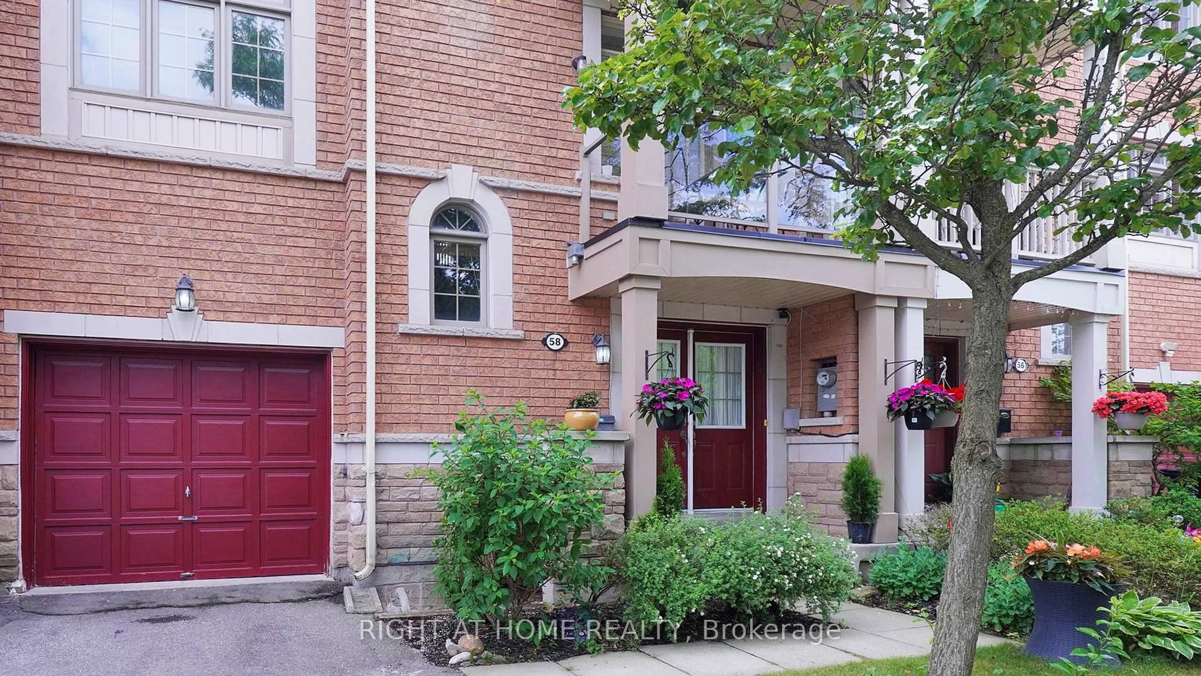 Home with brick exterior material, street for 58 Stagecoach Circ, Toronto Ontario M1C 0A1