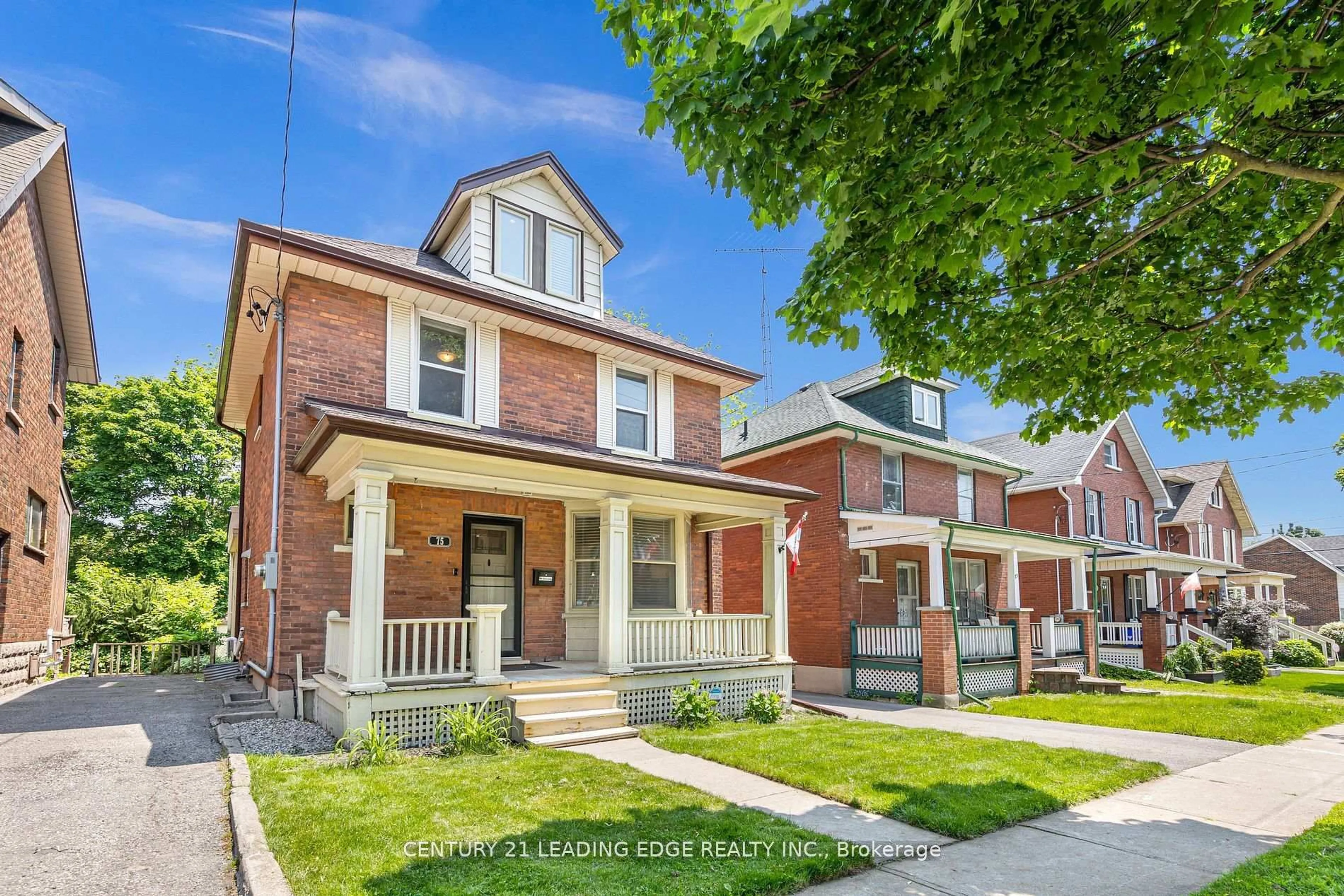 Home with brick exterior material, street for 75 Oshawa Blvd, Oshawa Ontario L1G 5S4