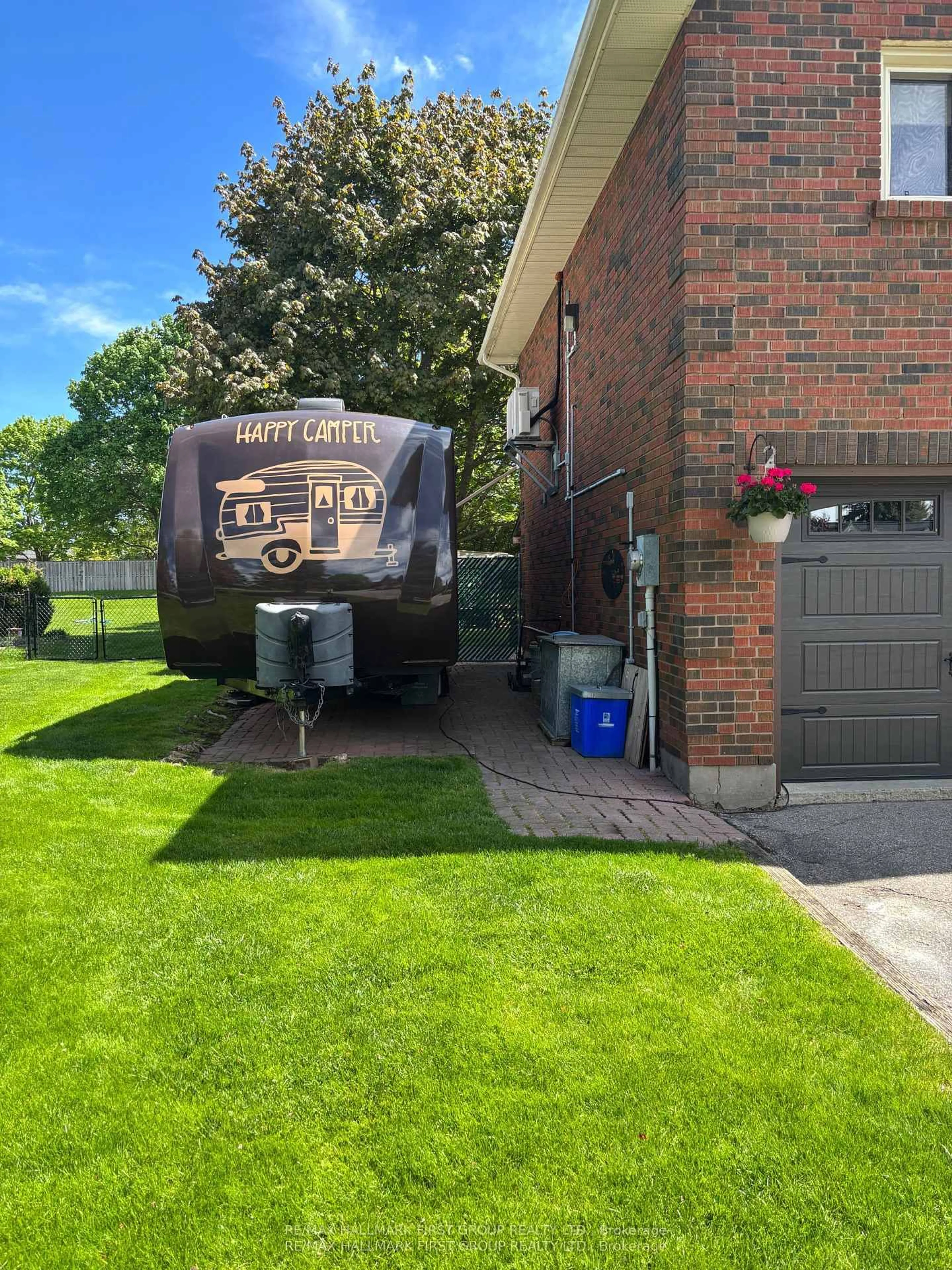 Unknown for 11 Riverview Dr, Scugog Ontario L9L 1N8