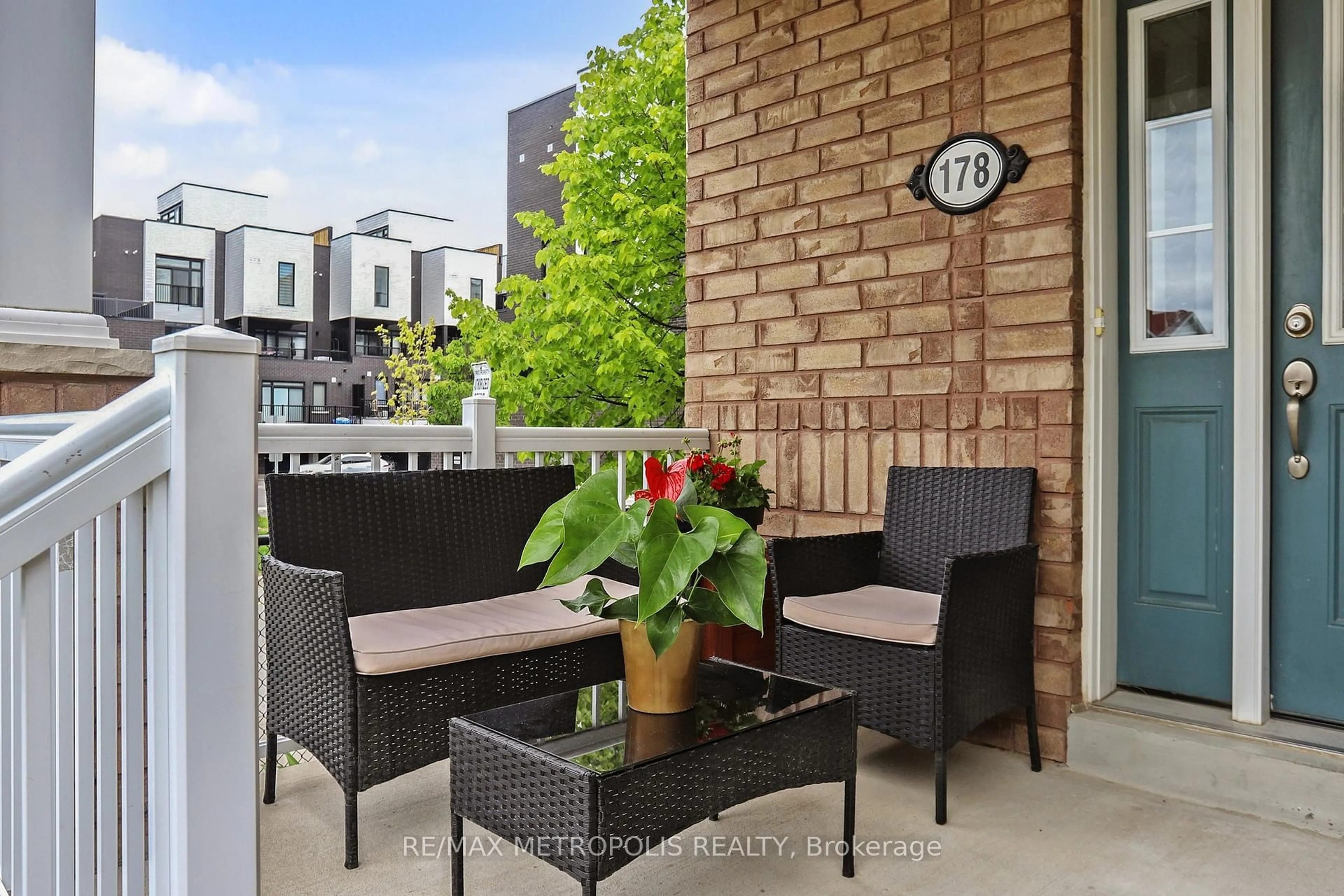 Patio, unknown for 178 Angus Dr, Ajax Ontario L1S 5E1