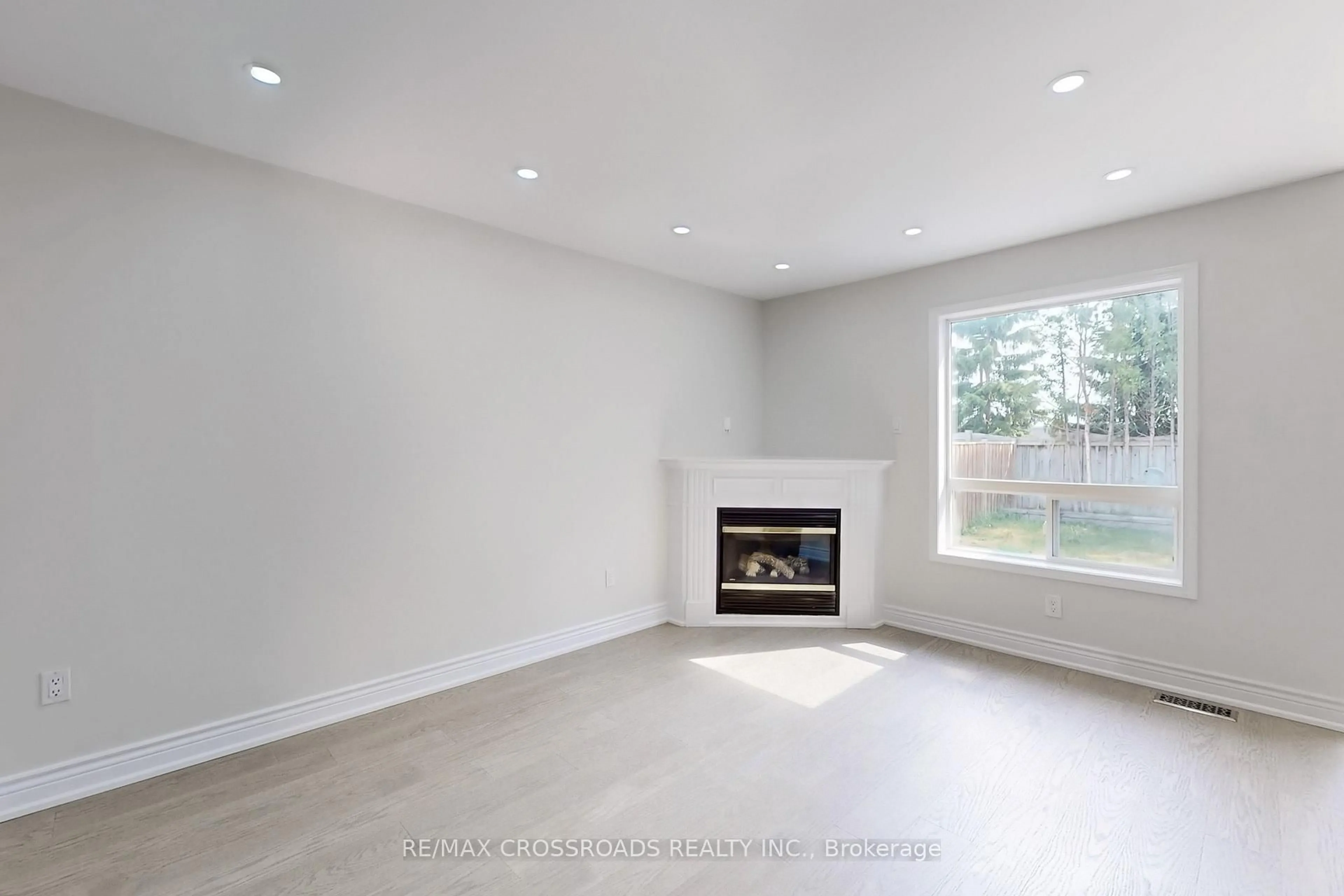 A pic of a room for 29 Regatta Cres, Whitby Ontario L1N 9V2