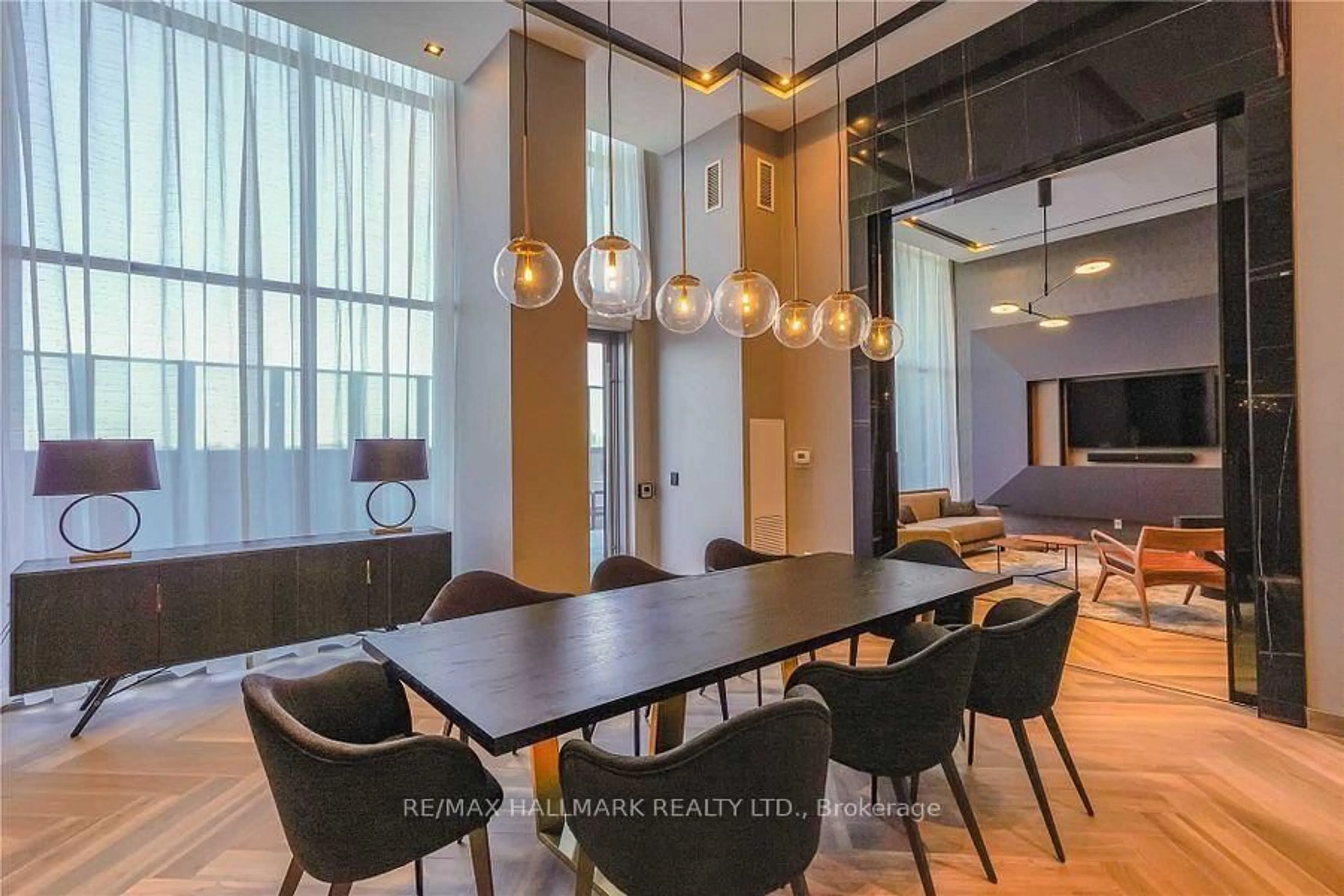 Dining room, unknown for 225 village Green Sq #2604, Toronto Ontario M1S 0N4