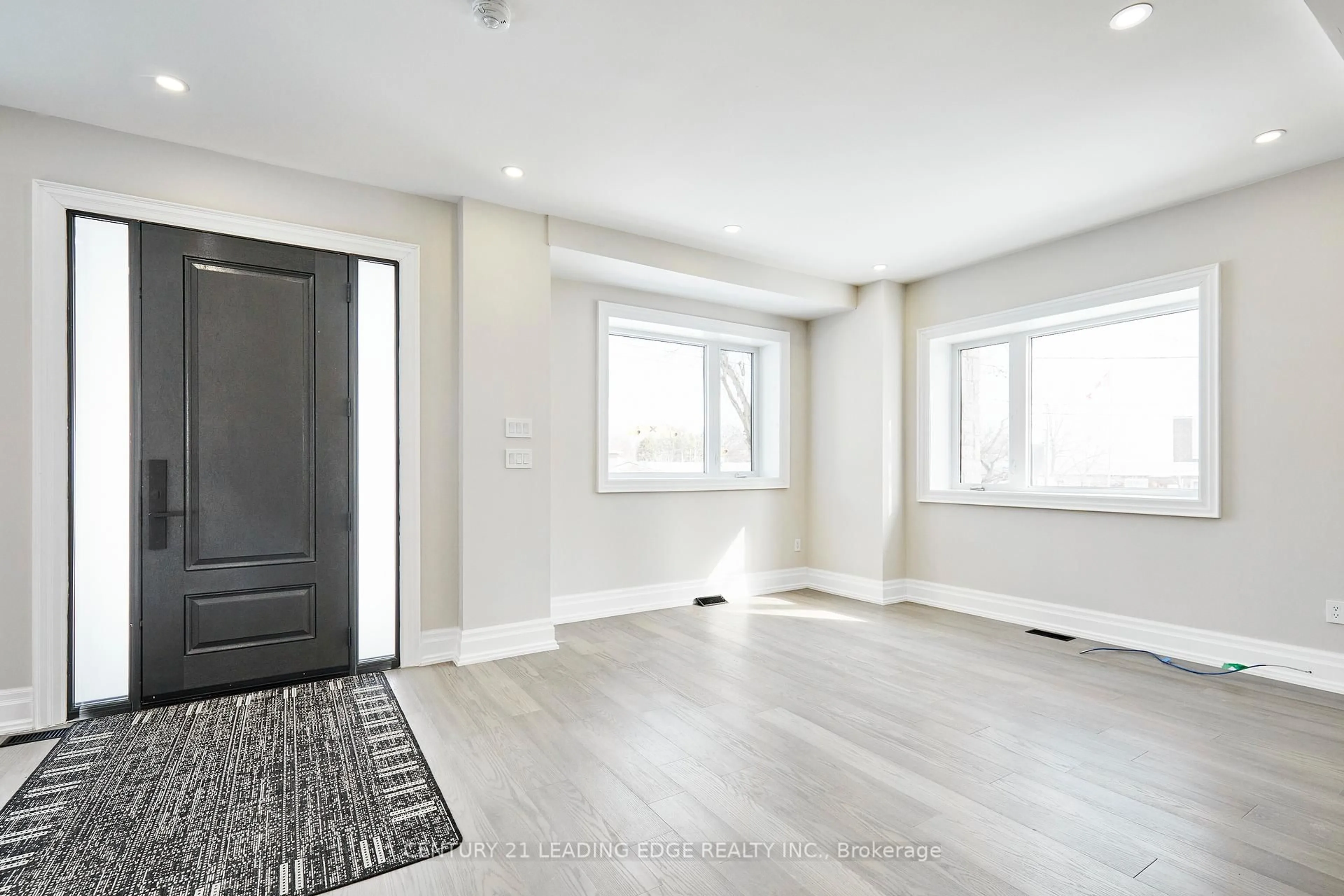 Indoor entryway for 50 Dorset Rd, Toronto Ontario M1M 2S7