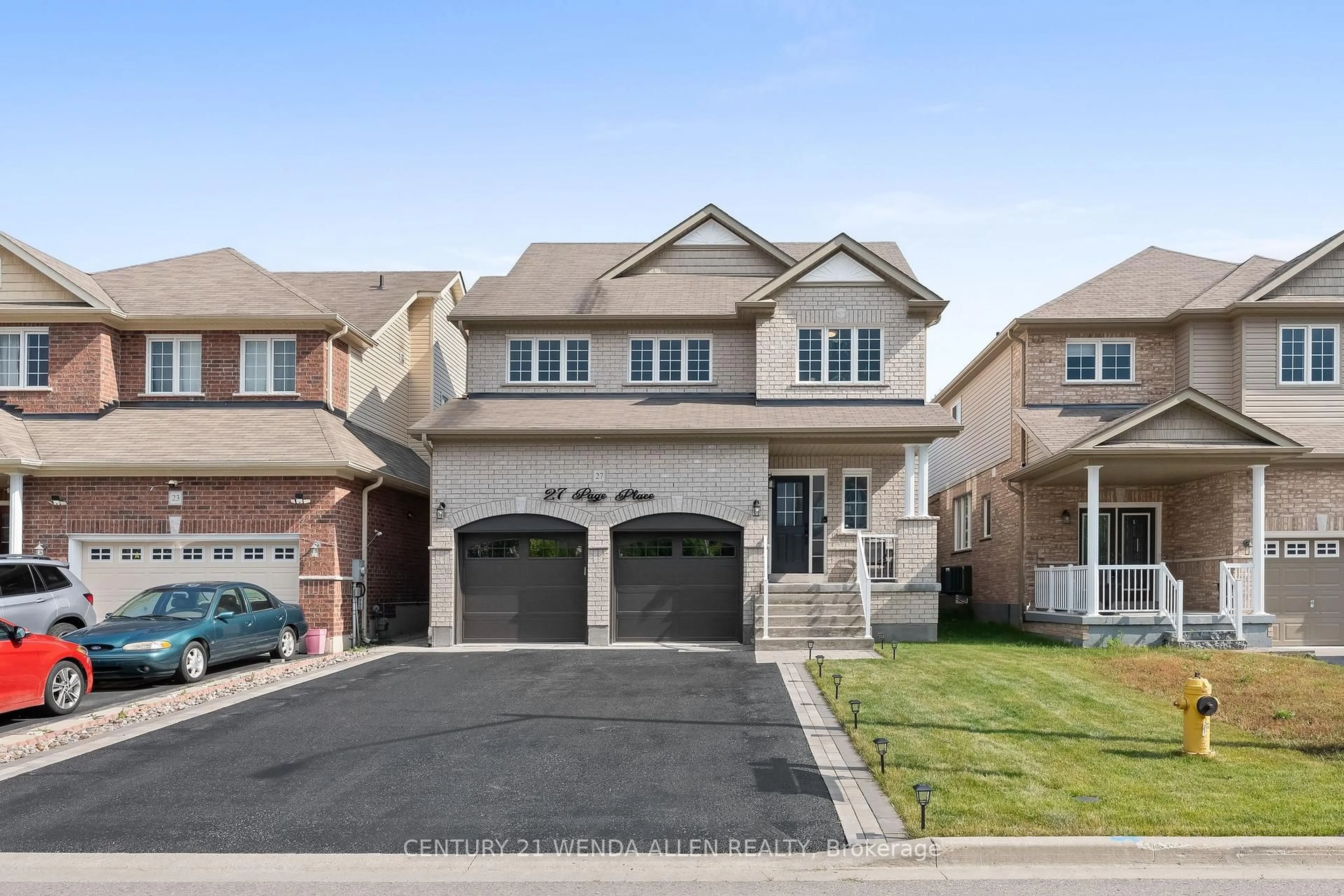 Unknown for 27 Page Pl, Clarington Ontario L1E 0H3