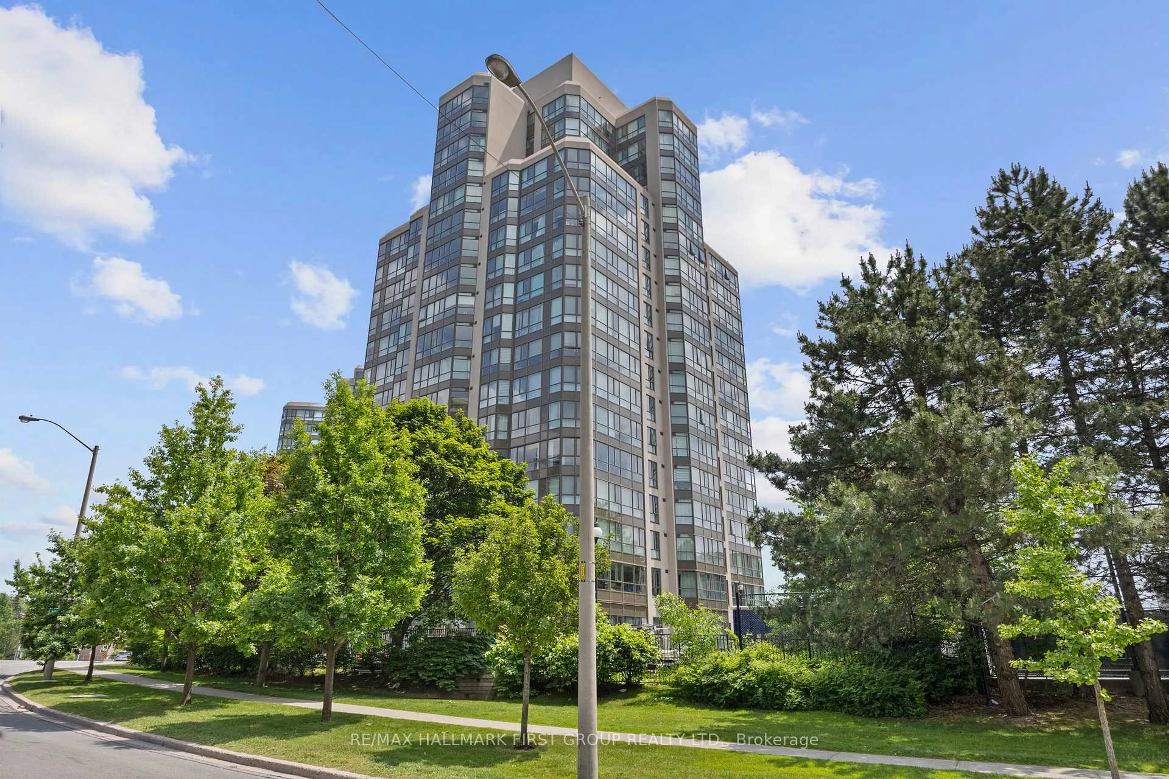 Unknown for 3231 Eglinton Ave #506, Toronto Ontario M1J 3N5