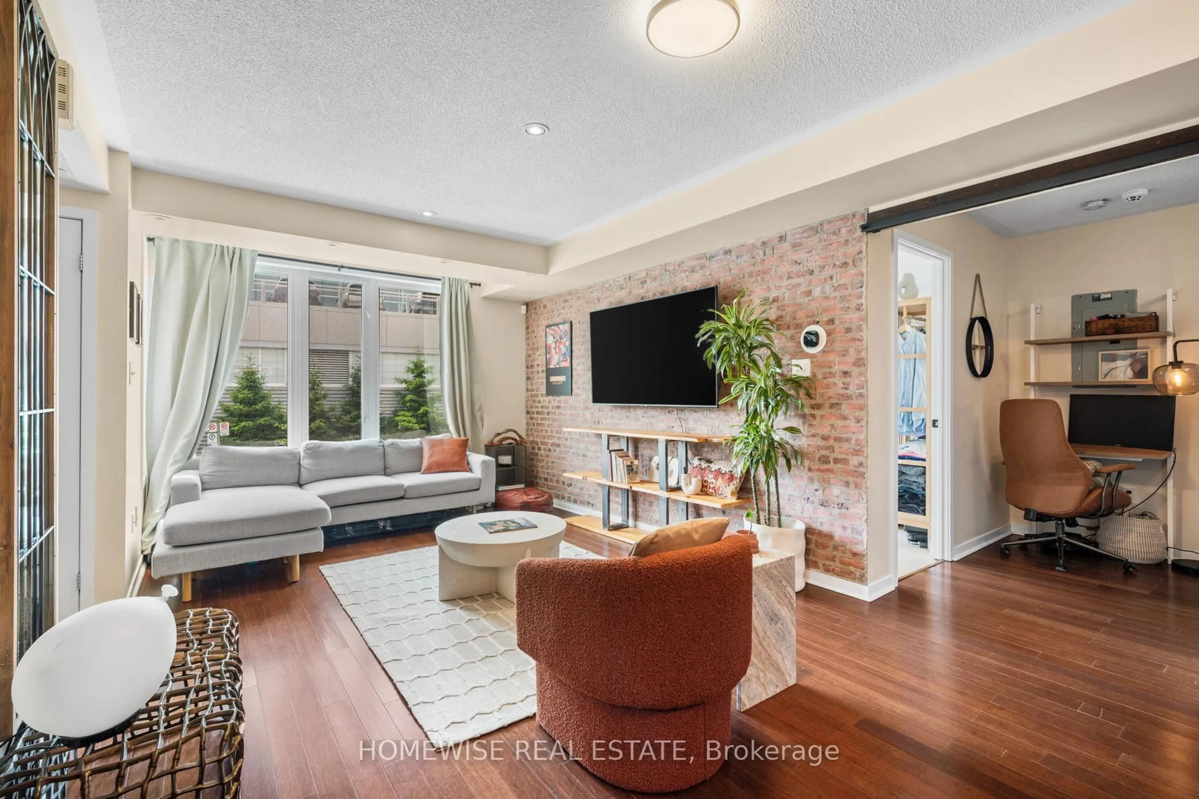 Living room with furniture, unknown for 63 Carroll St, Toronto Ontario M4M 3G2