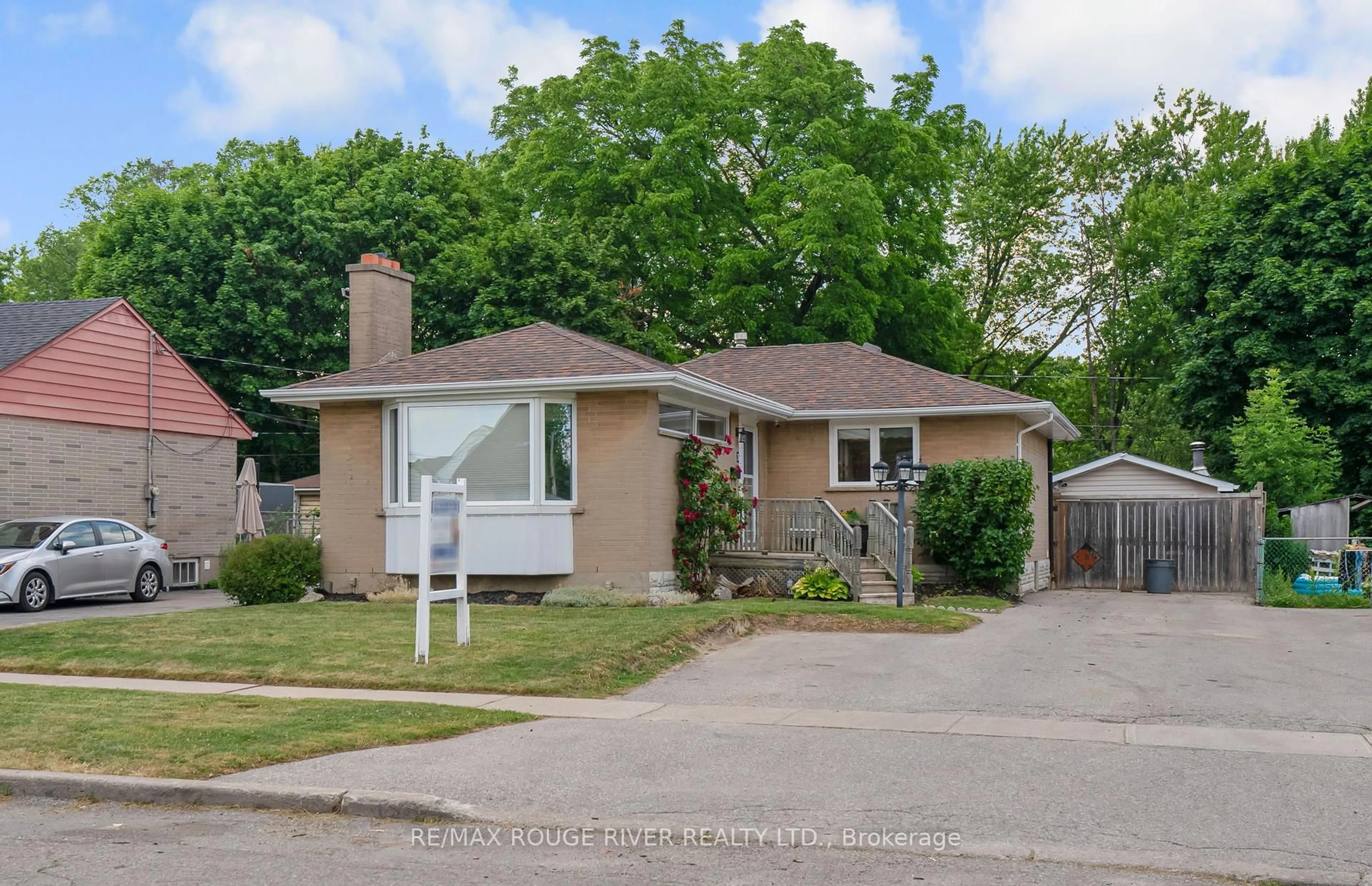 Unknown for 3 Forest Rd, Ajax Ontario L1S 2N2