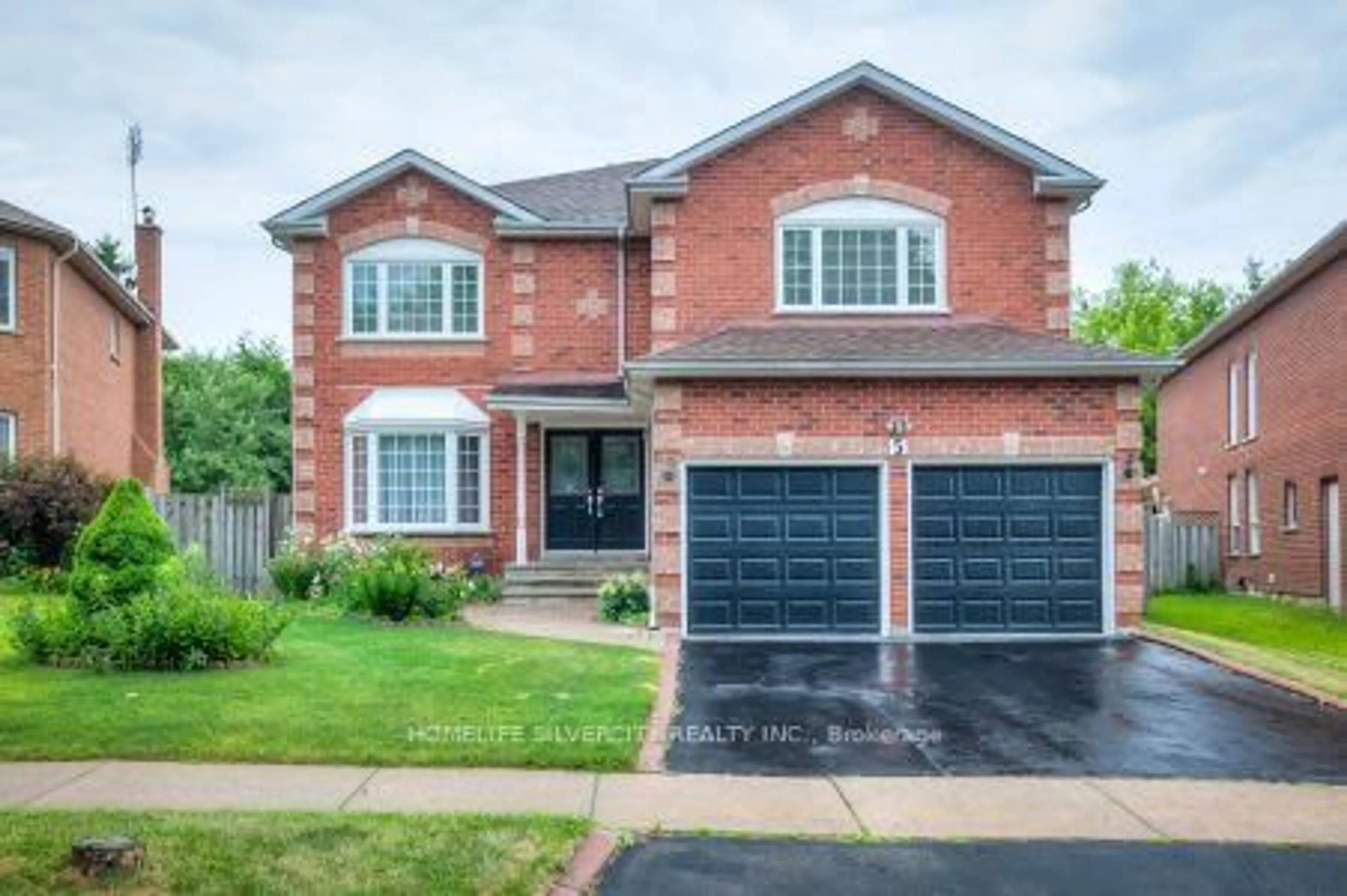 Home with brick exterior material, street for 5 Braebrook Dr, Whitby Ontario L1R 1V2