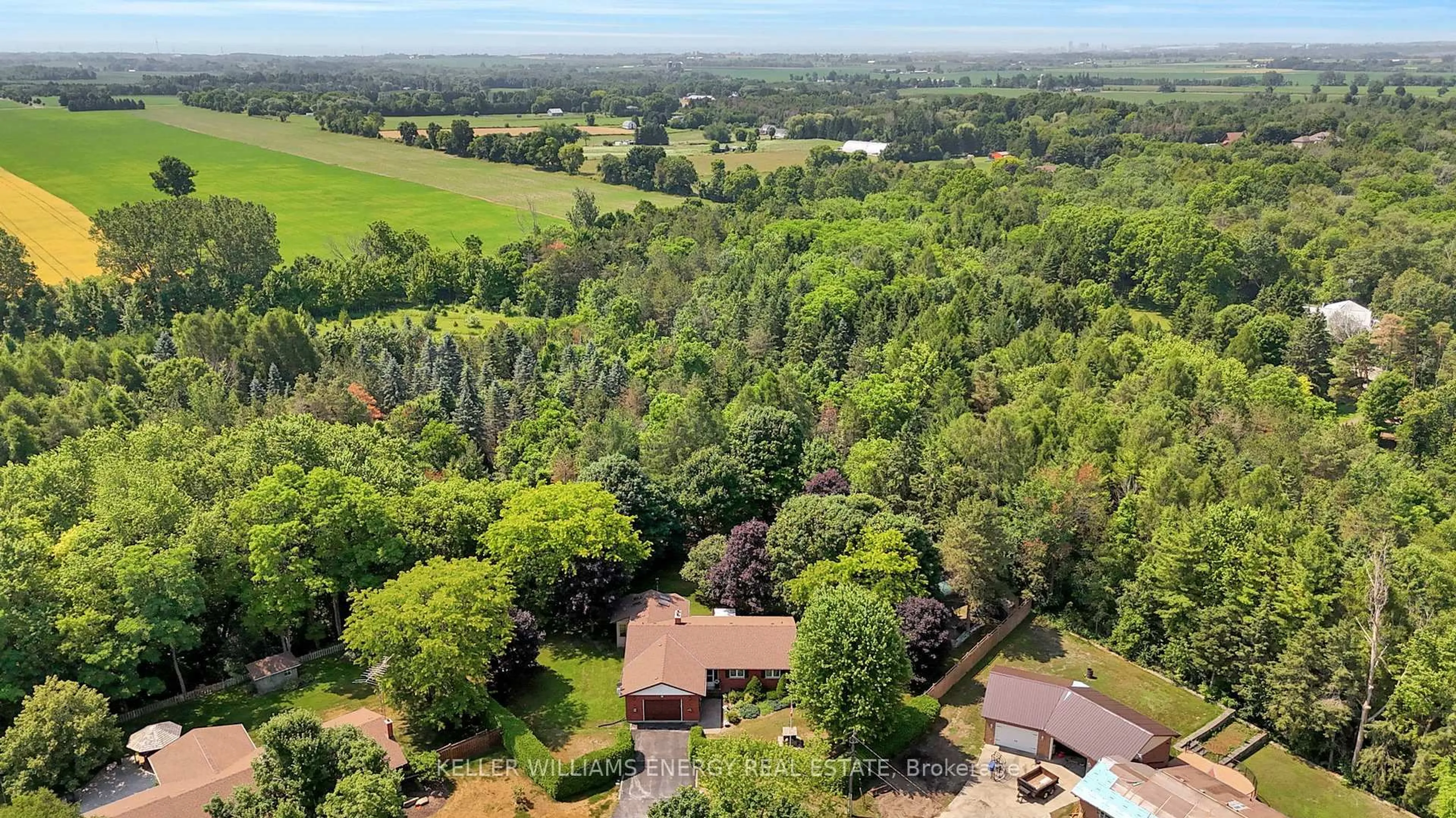 A pic from outside/outdoor area/front of a property/back of a property/a pic from drone, forest/trees view for 54 Irwin Rd, Clarington Ontario L0B 1M0