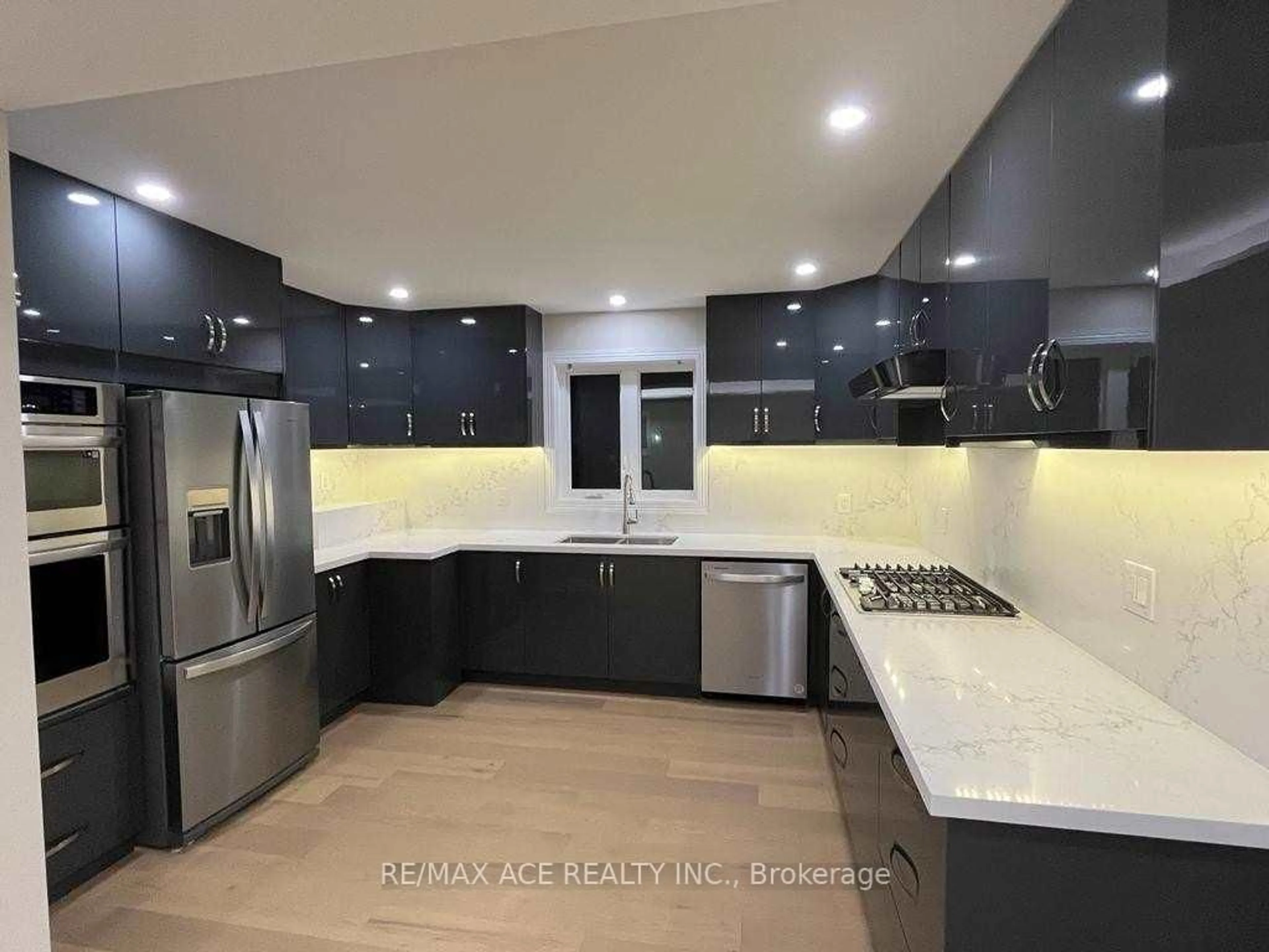 Contemporary kitchen, ceramic/tile floor for 88 Merryfield Dr, Toronto Ontario M1P 1K2