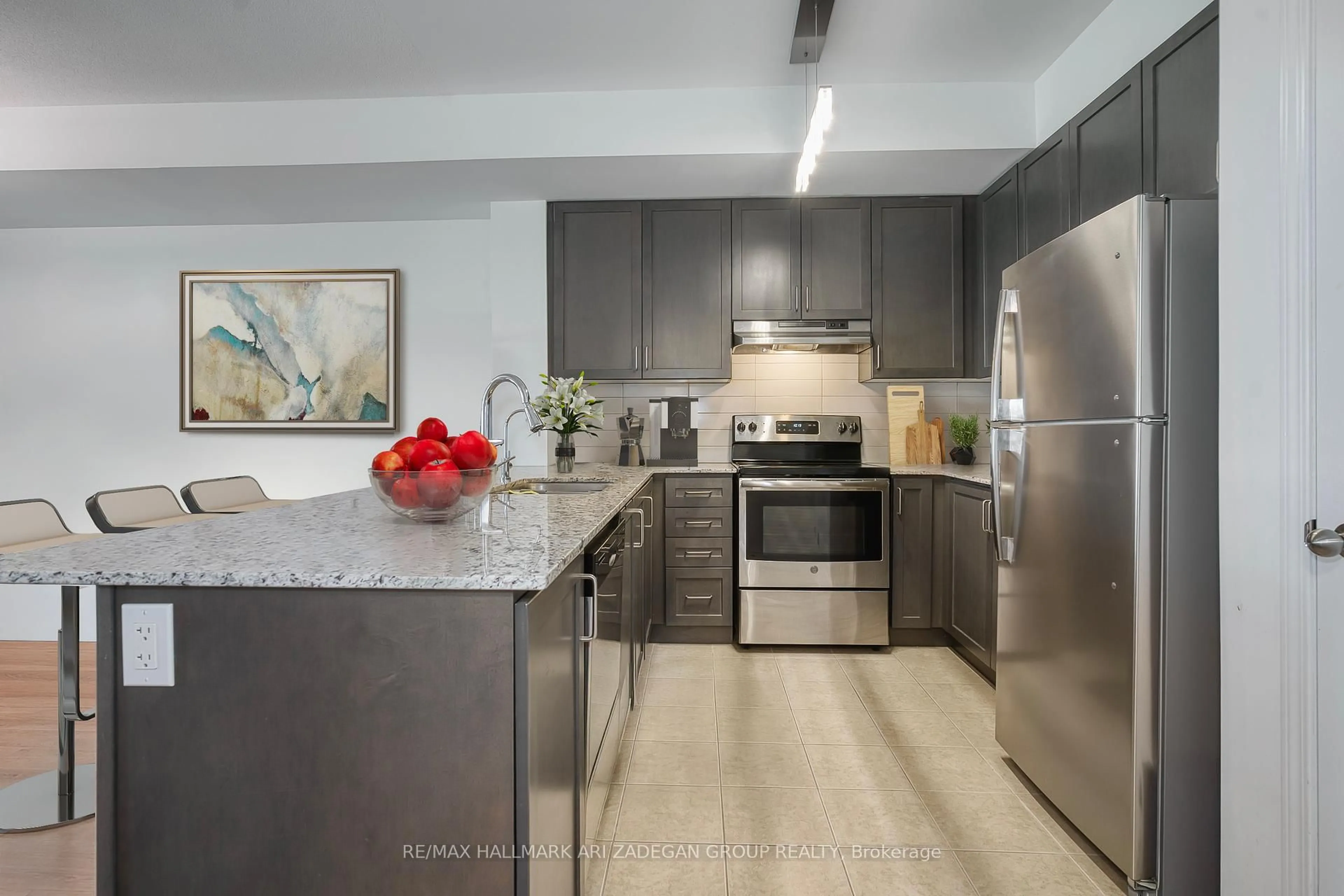 Unknown for 1020 Dunsley Way, Whitby Ontario L1N 0L5