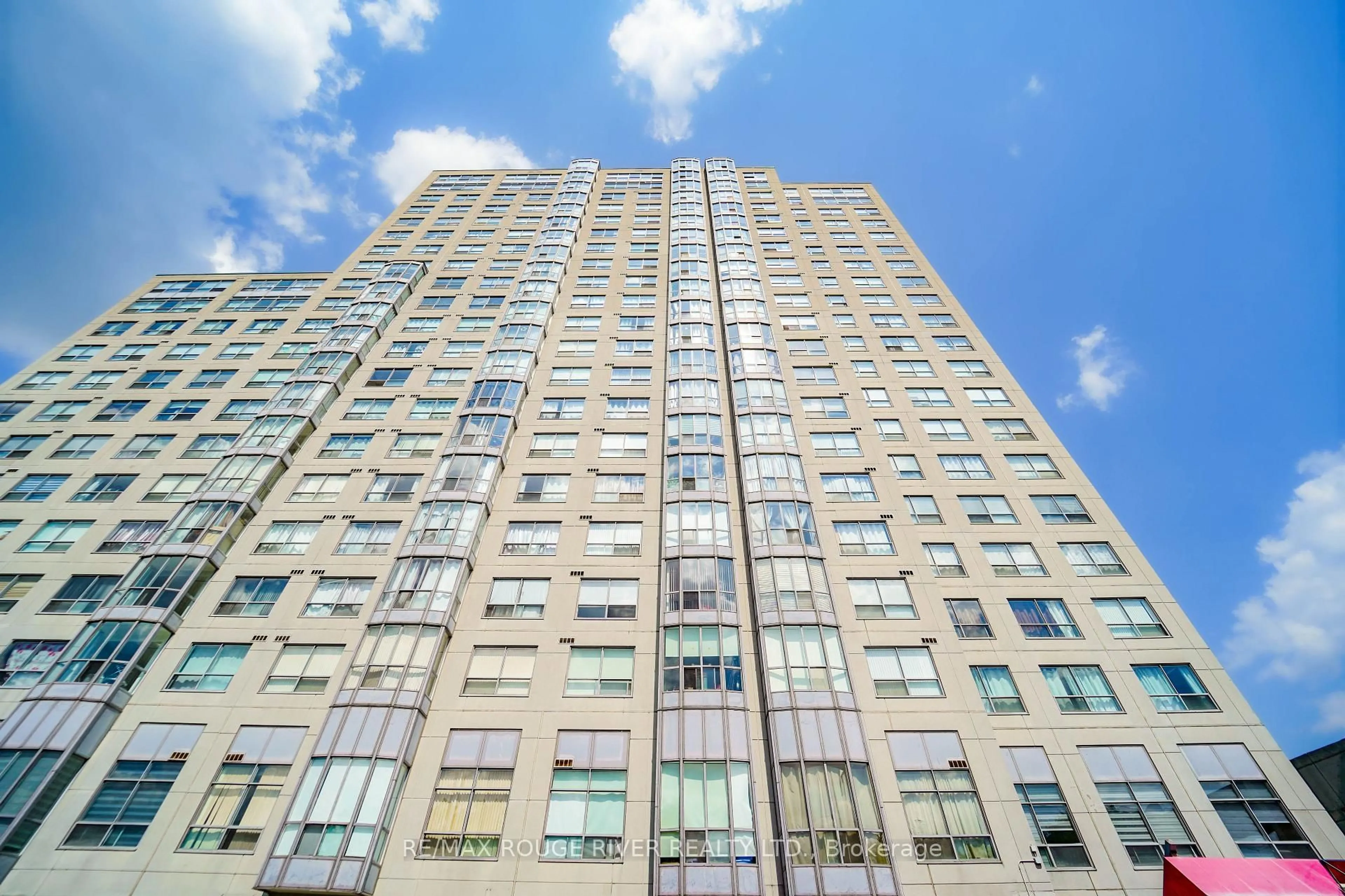 Unknown for 2550 Lawrence Ave #720, Toronto Ontario M1P 2R7