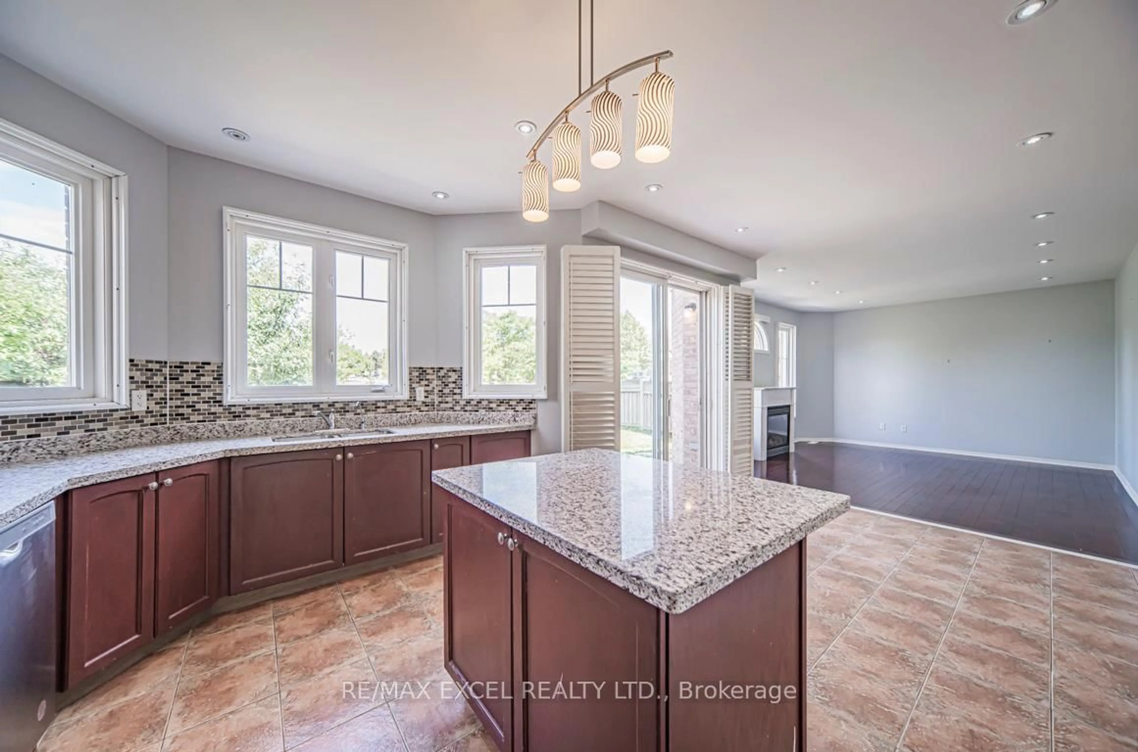 Open concept kitchen, ceramic/tile floor for 3 Headon Ave, Ajax Ontario L1Z 1R4