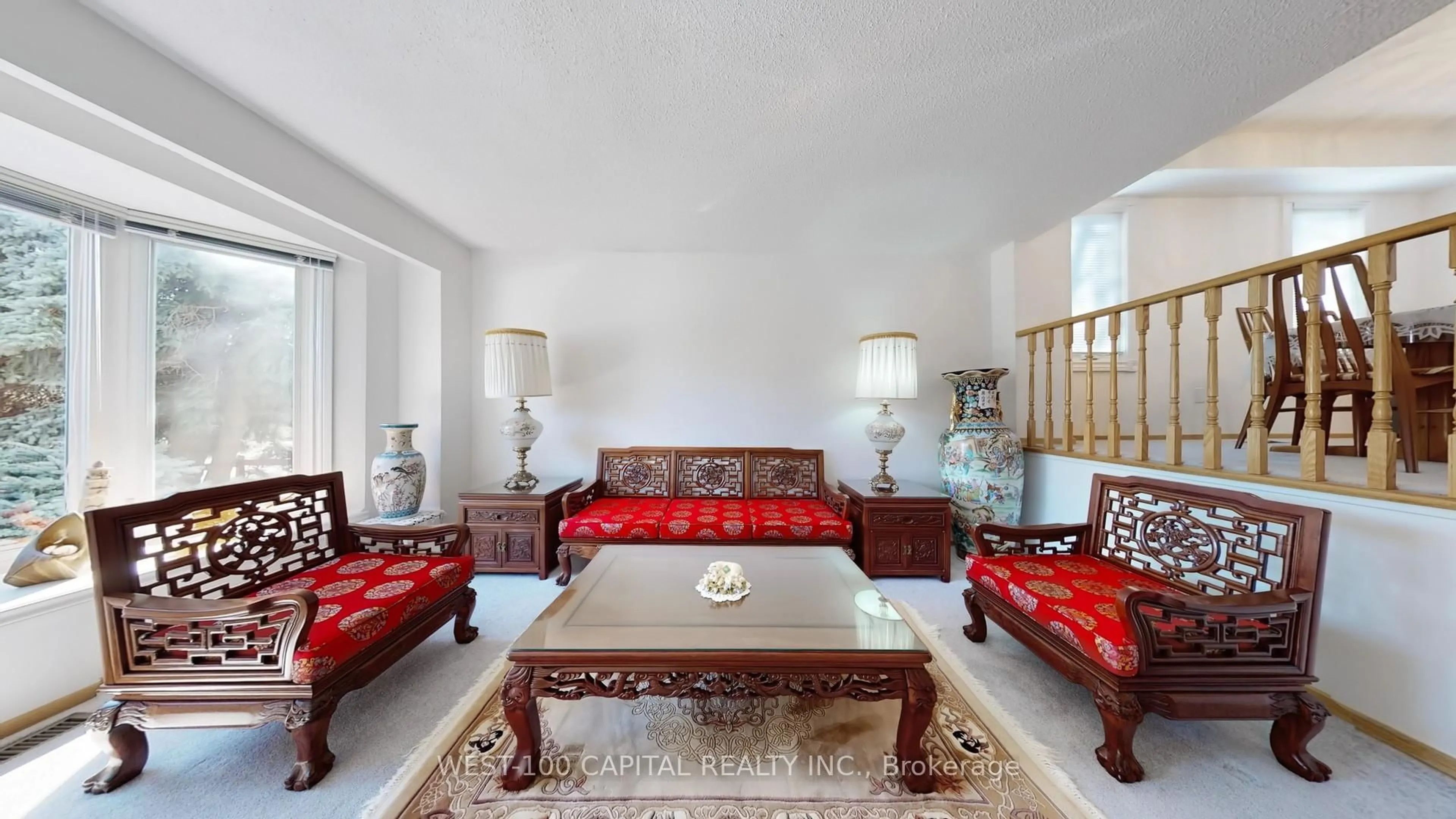 Living room with furniture, unknown for 30 Wintermute Blvd, Toronto Ontario M1W 3M6