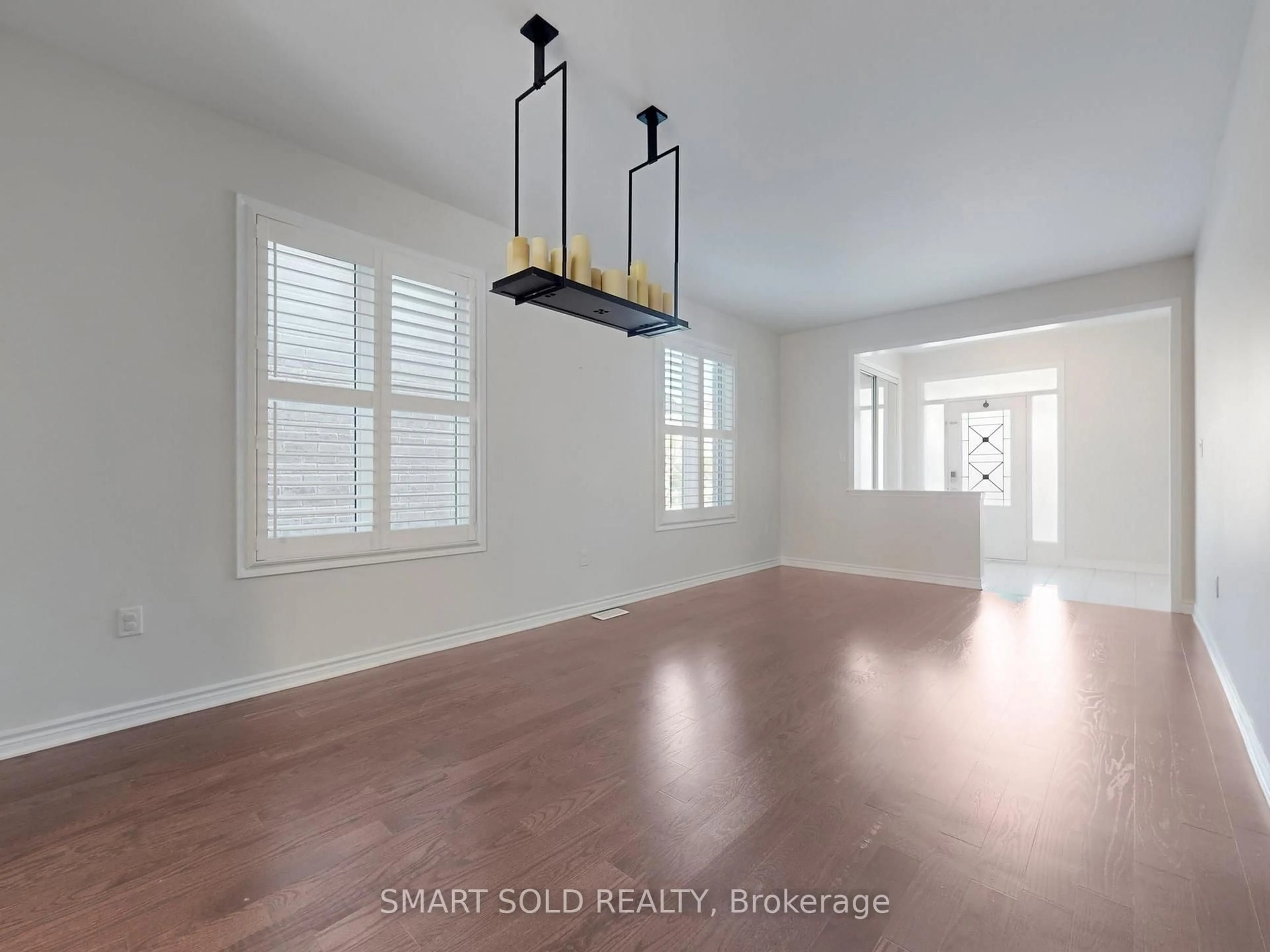 A pic of a room for 1044 Cameo St, Pickering Ontario L1X 0G3