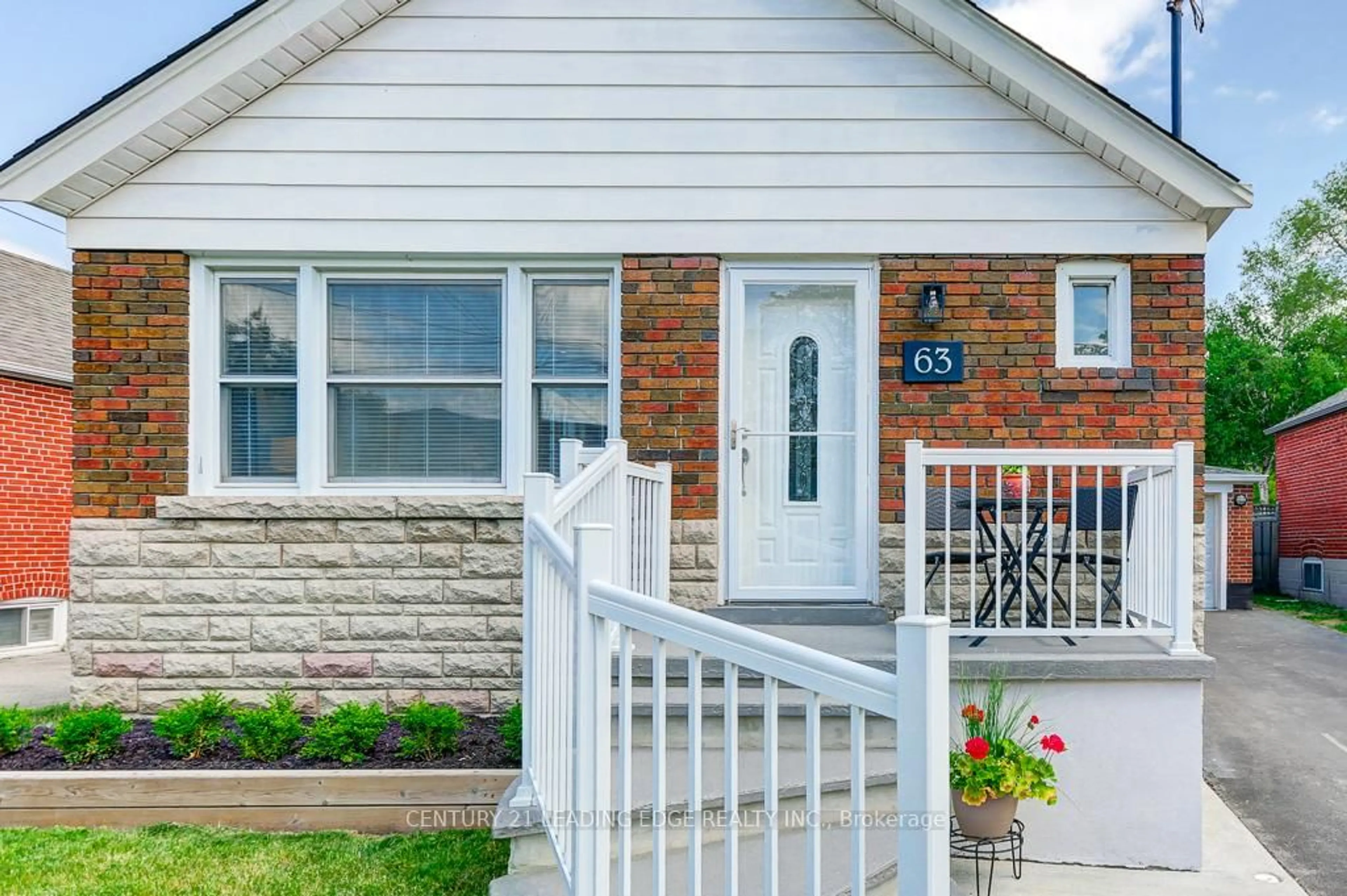 Home with vinyl exterior material, street for 63 DELWOOD Dr, Toronto Ontario M1L 2S8