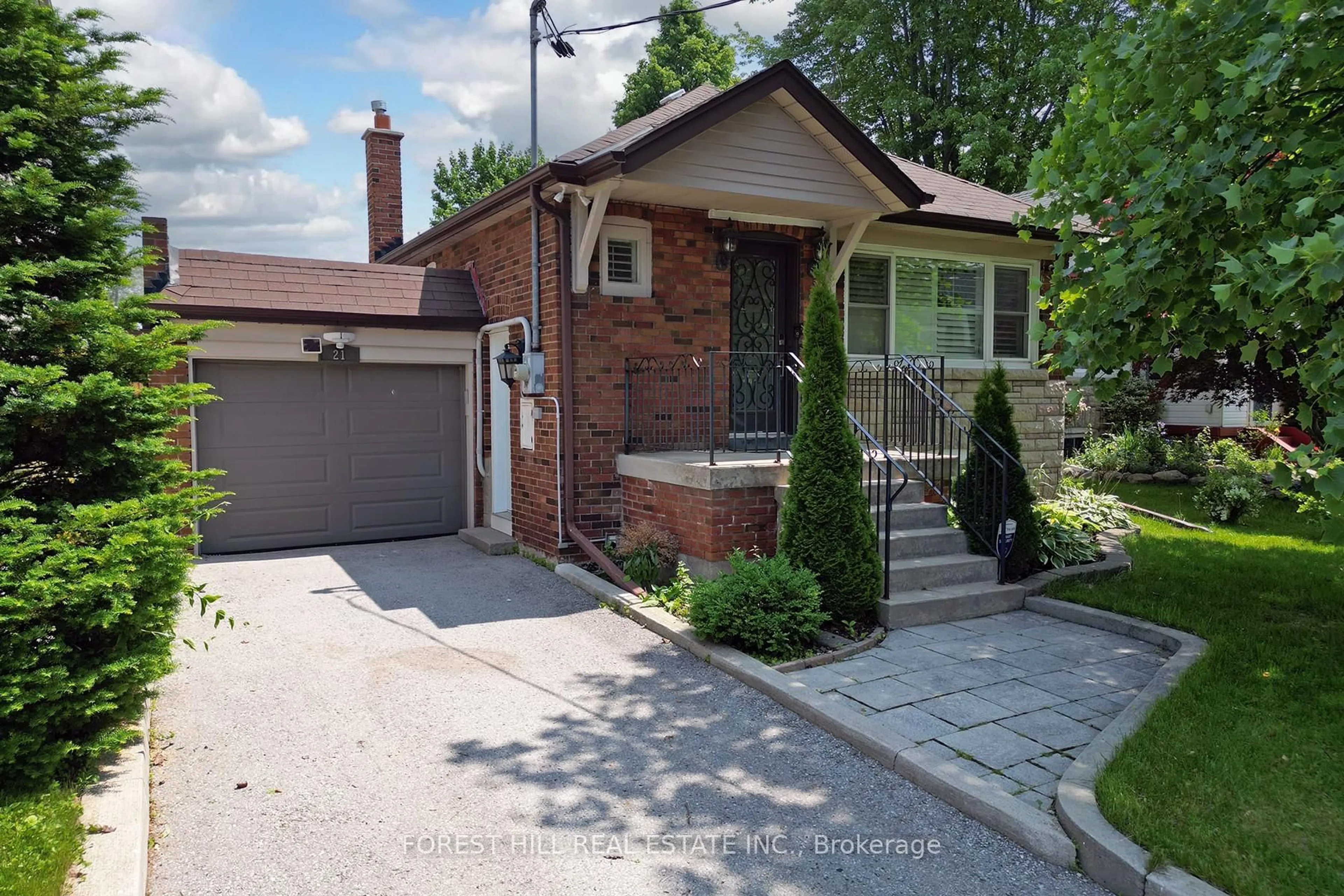 Home with brick exterior material, street for 21 Presteign Ave, Toronto Ontario M4B 3A9