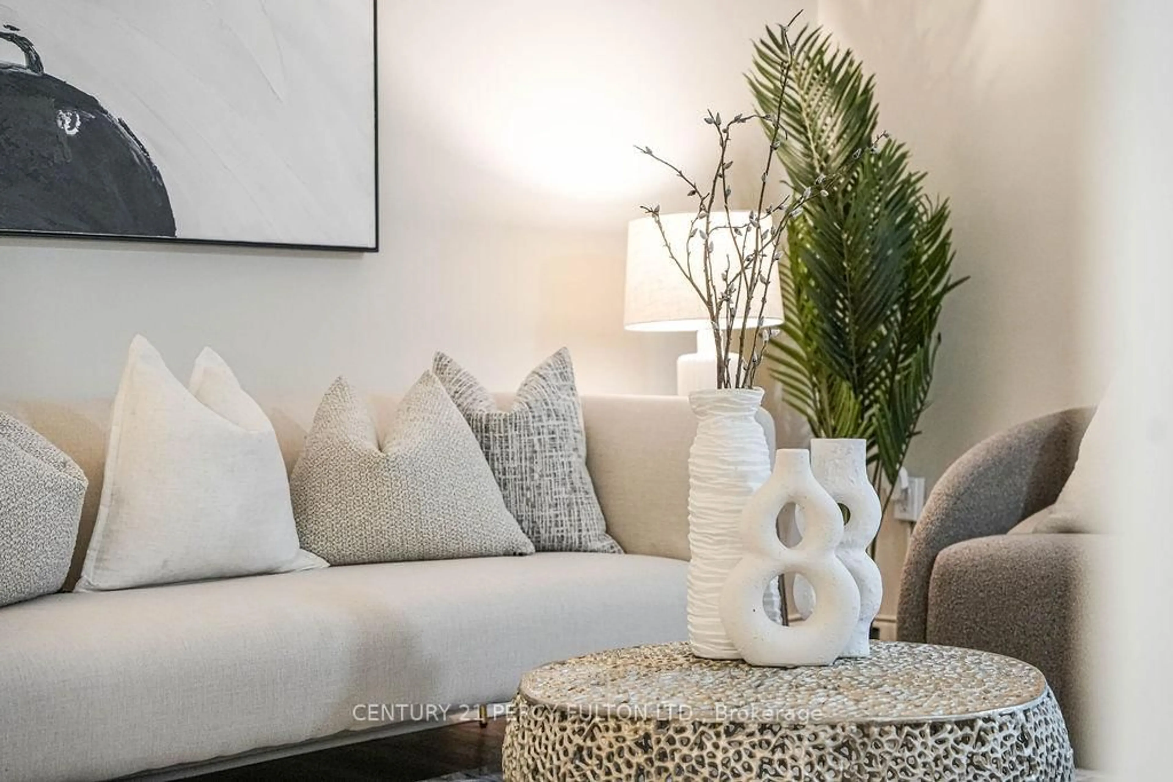 Living room with furniture, unknown for 921 Midland Ave #101, Toronto Ontario M1K 4G2
