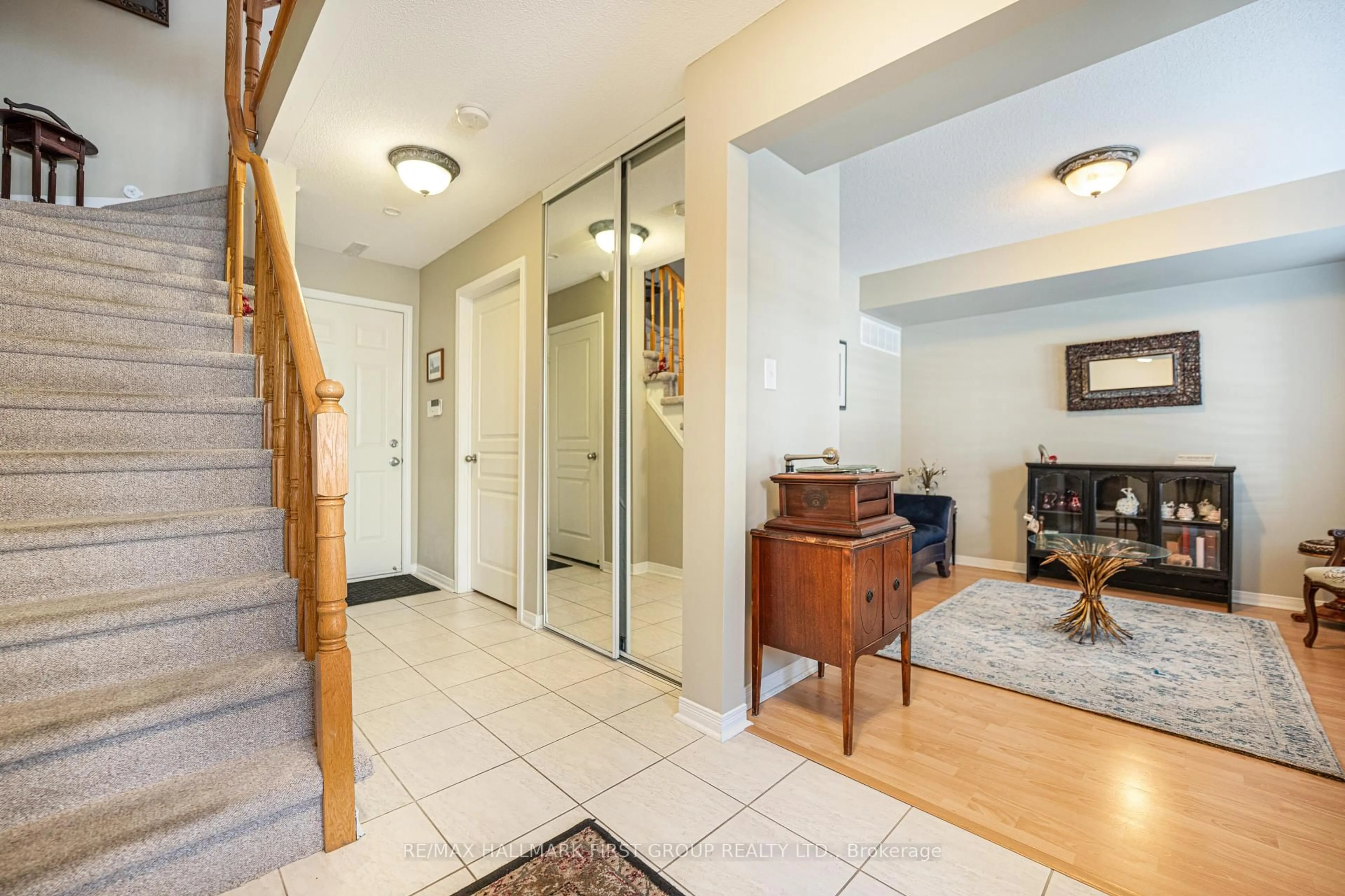 Indoor entryway for 1850 Kingston Rd #67, Pickering Ontario L1V 0A2