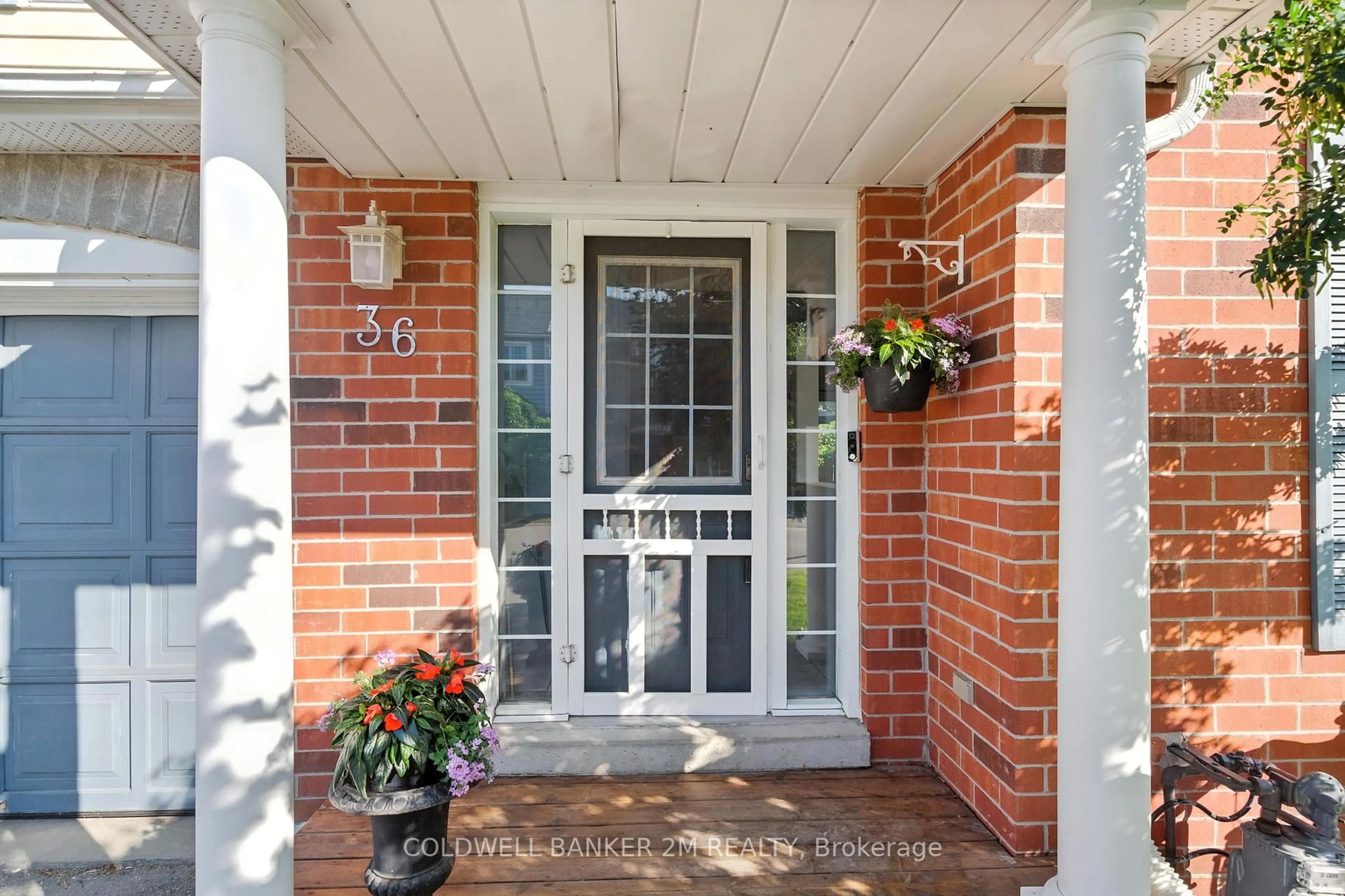 Indoor entryway for 2800 Courtice Rd #36, Clarington Ontario L1E 2M6