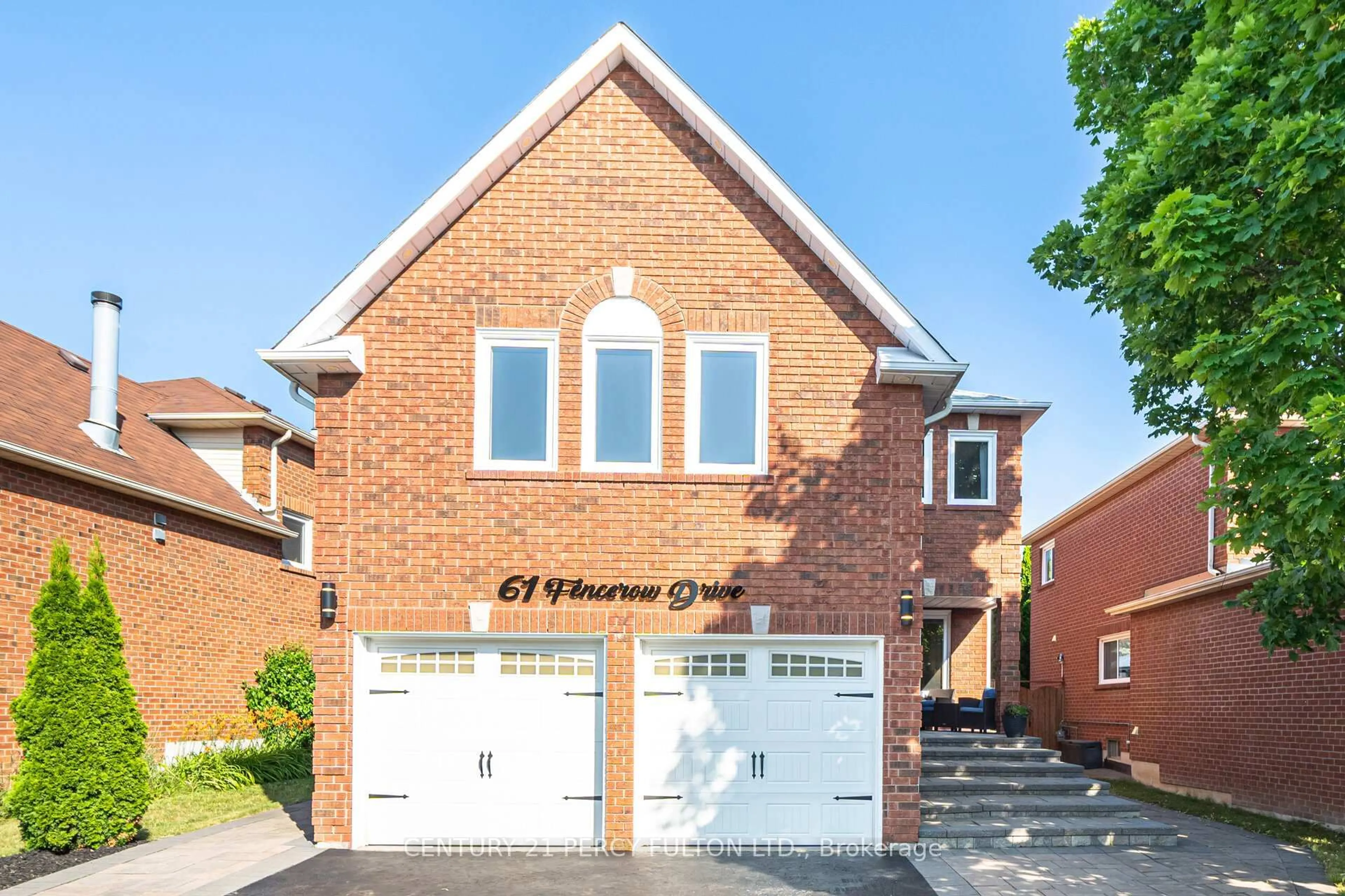 Home with brick exterior material, street for 61 Fencerow Dr, Whitby Ontario L1R 1Y3