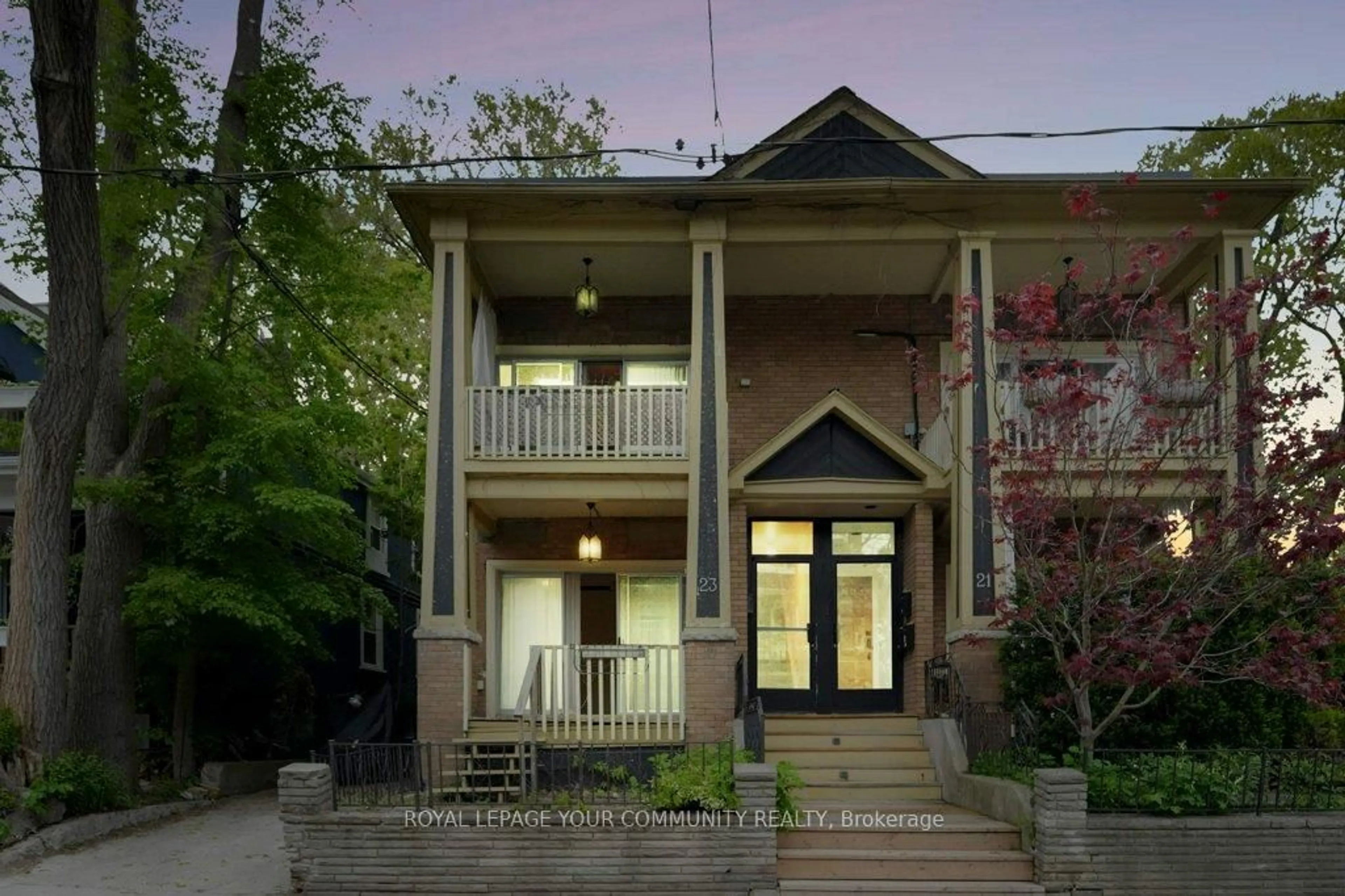 Unknown for 23 Fernwood Park Ave, Toronto Ontario M4E 3E9