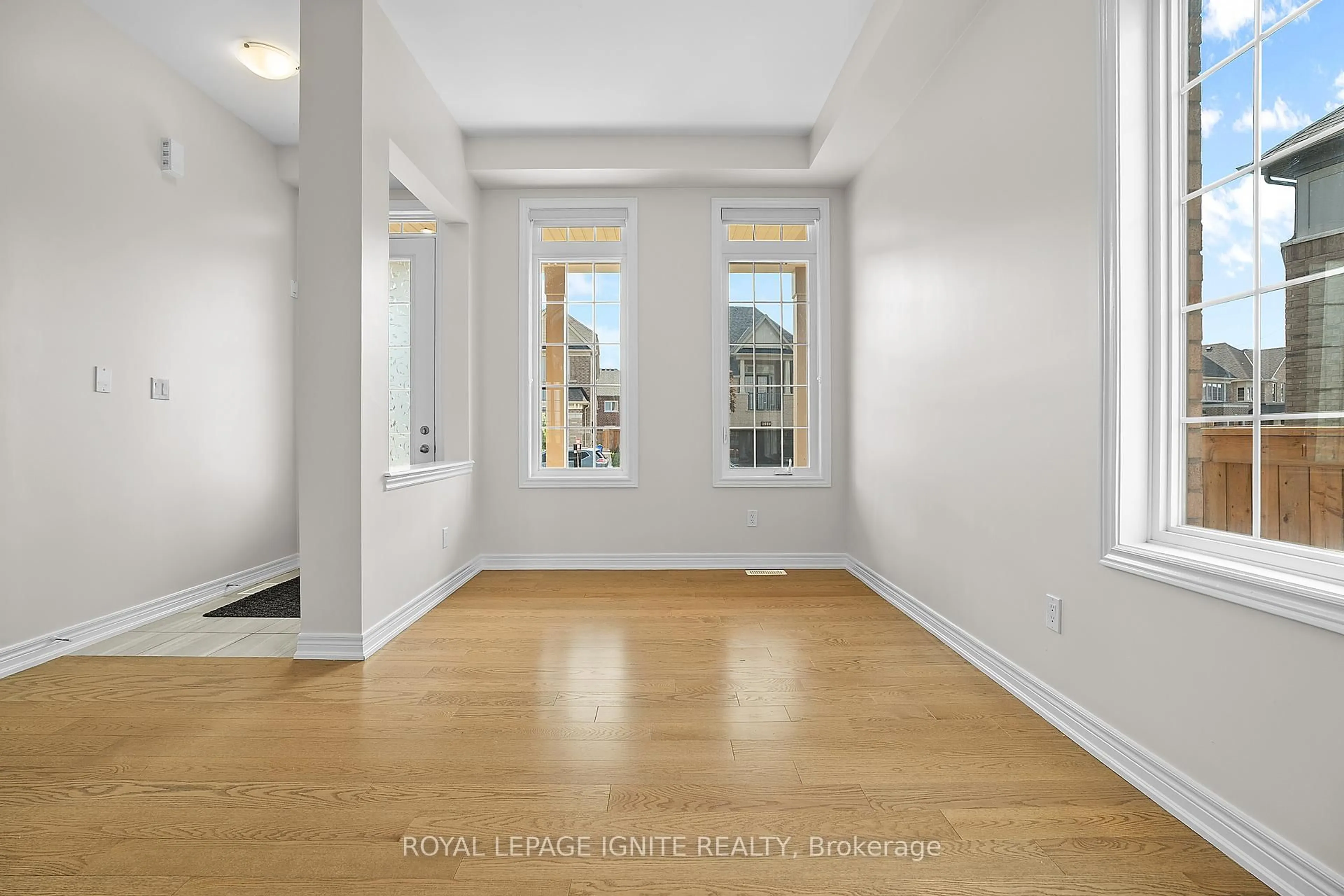 A pic of a room for 2592 Craftsman Dr, Oshawa Ontario L1L 0R4