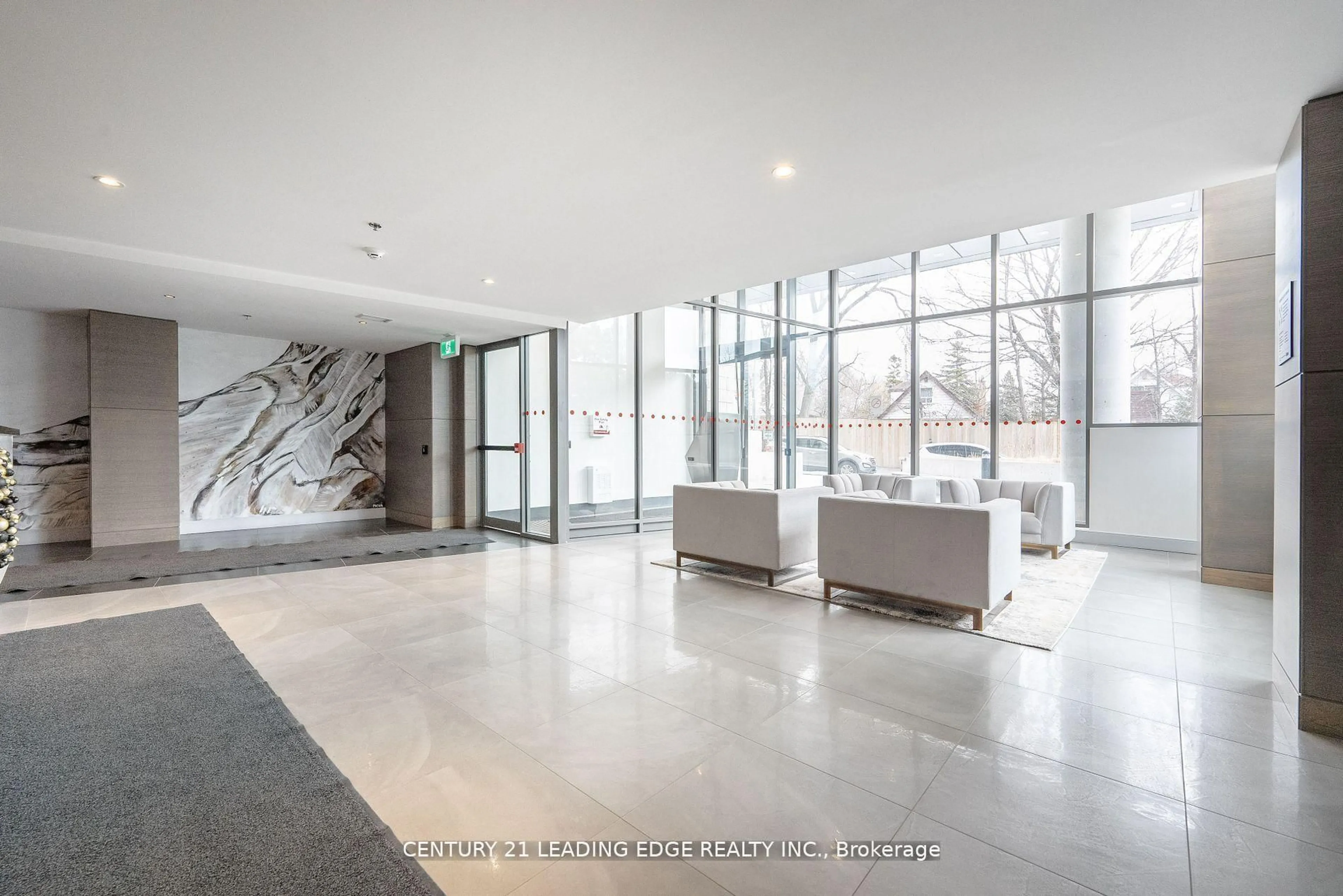 Indoor foyer for 90 Glen Everest Rd #1003, Toronto Ontario M1N 0C3