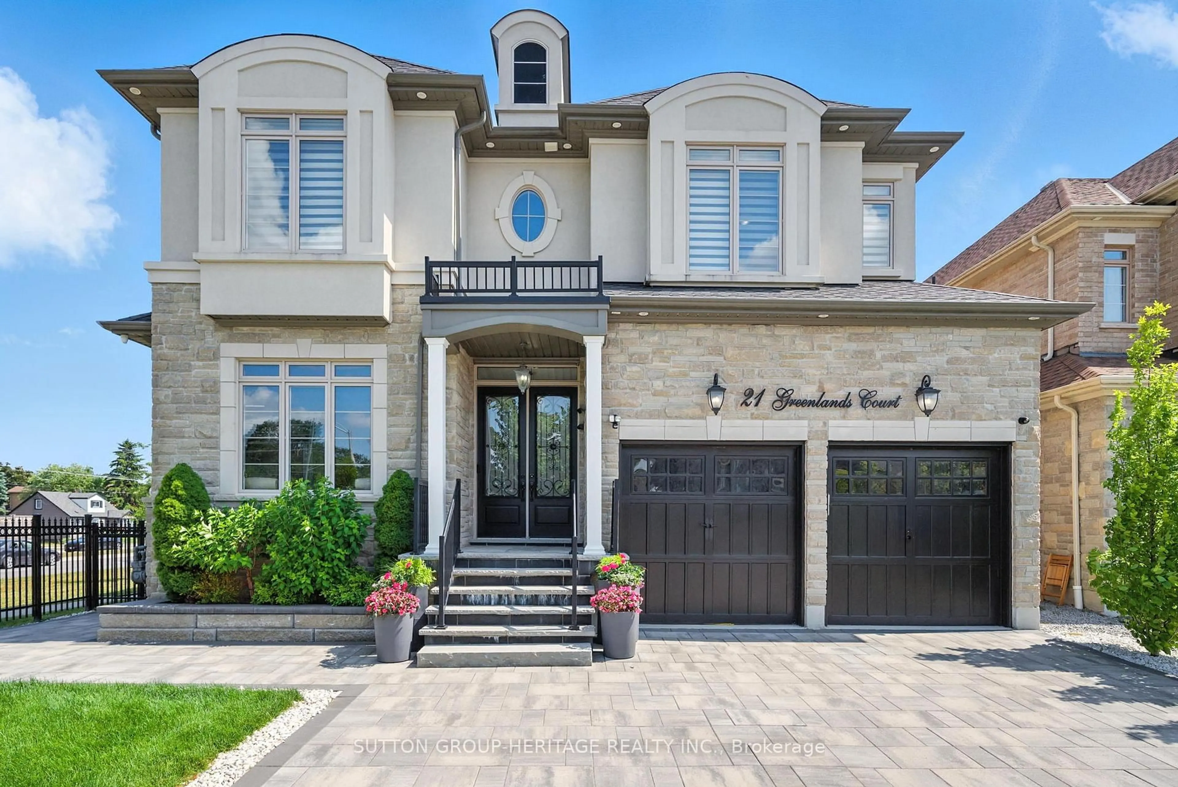 Home with brick exterior material, street for 21 Greenlands Crt, Whitby Ontario L1R 0M6