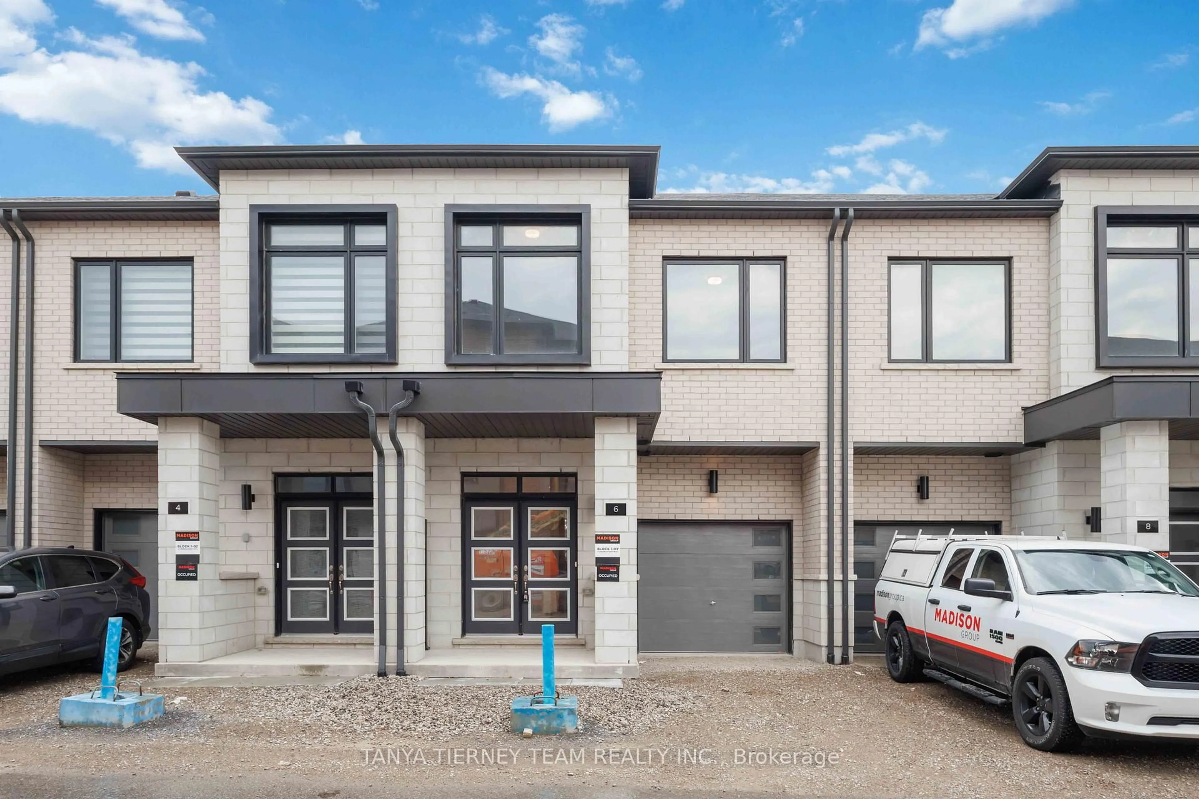 Unknown for 6 Observatory Way, Whitby Ontario L1M 0G2