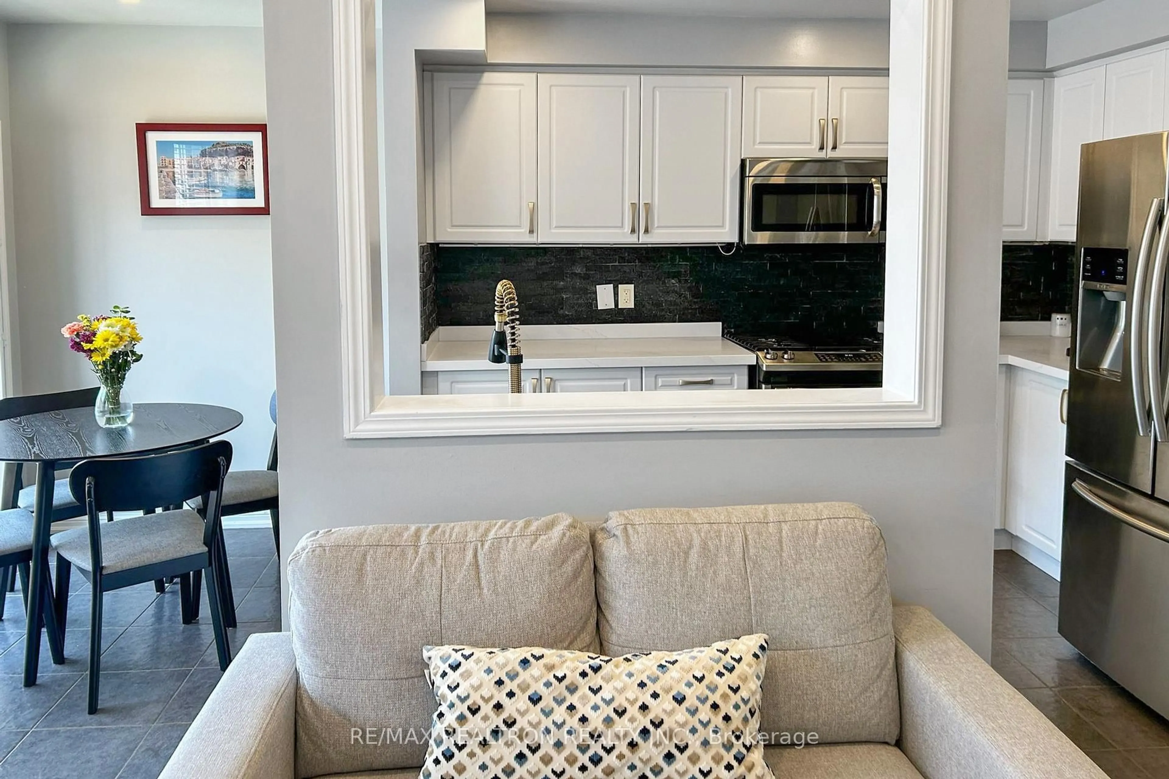 Open concept kitchen, unknown for 5 Dykstra Lane, Clarington Ontario L1C 0K7