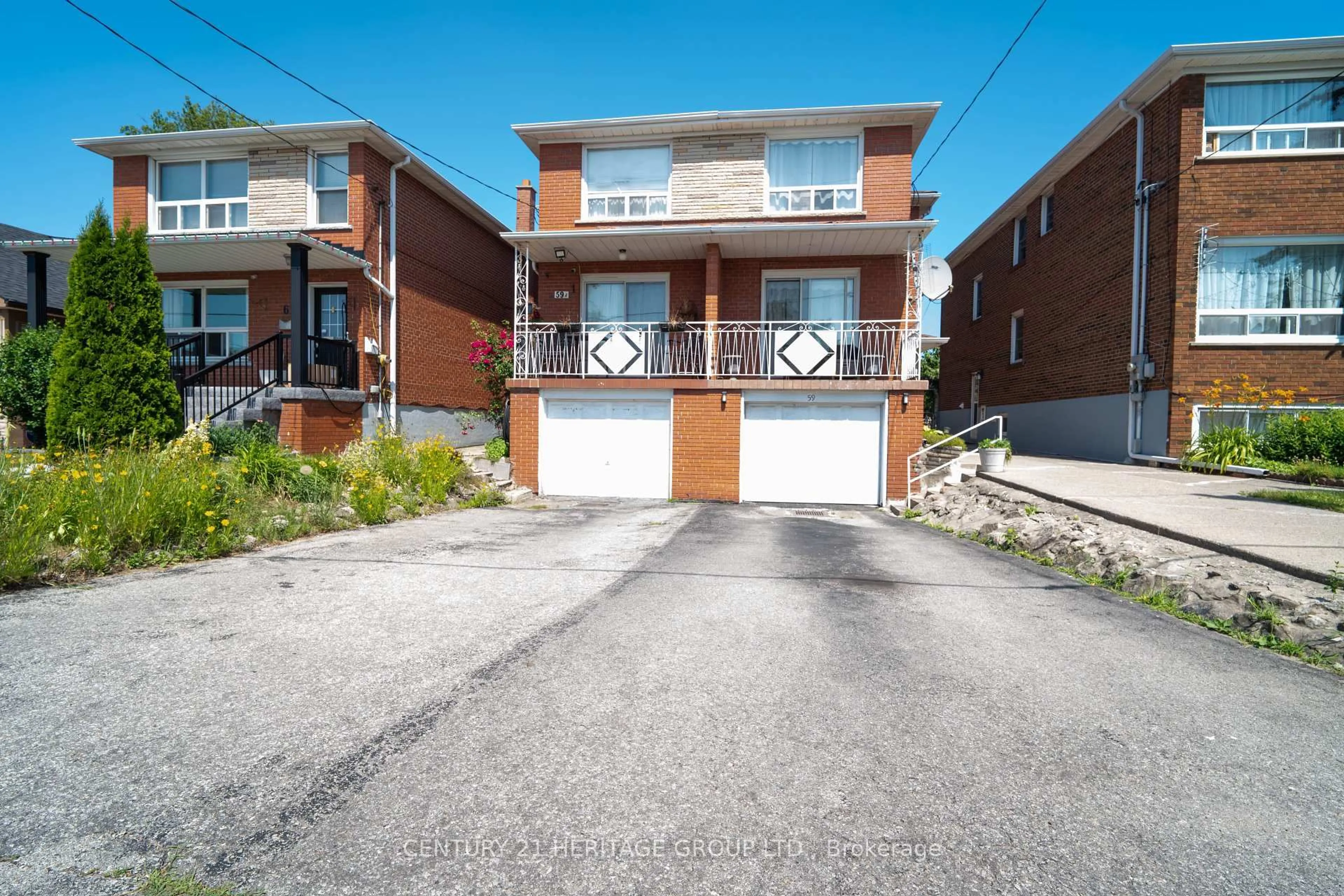 A pic from outside/outdoor area/front of a property/back of a property/a pic from drone, street for 59 NORTH BONNINGTON Ave, Toronto Ontario M1K 1X5