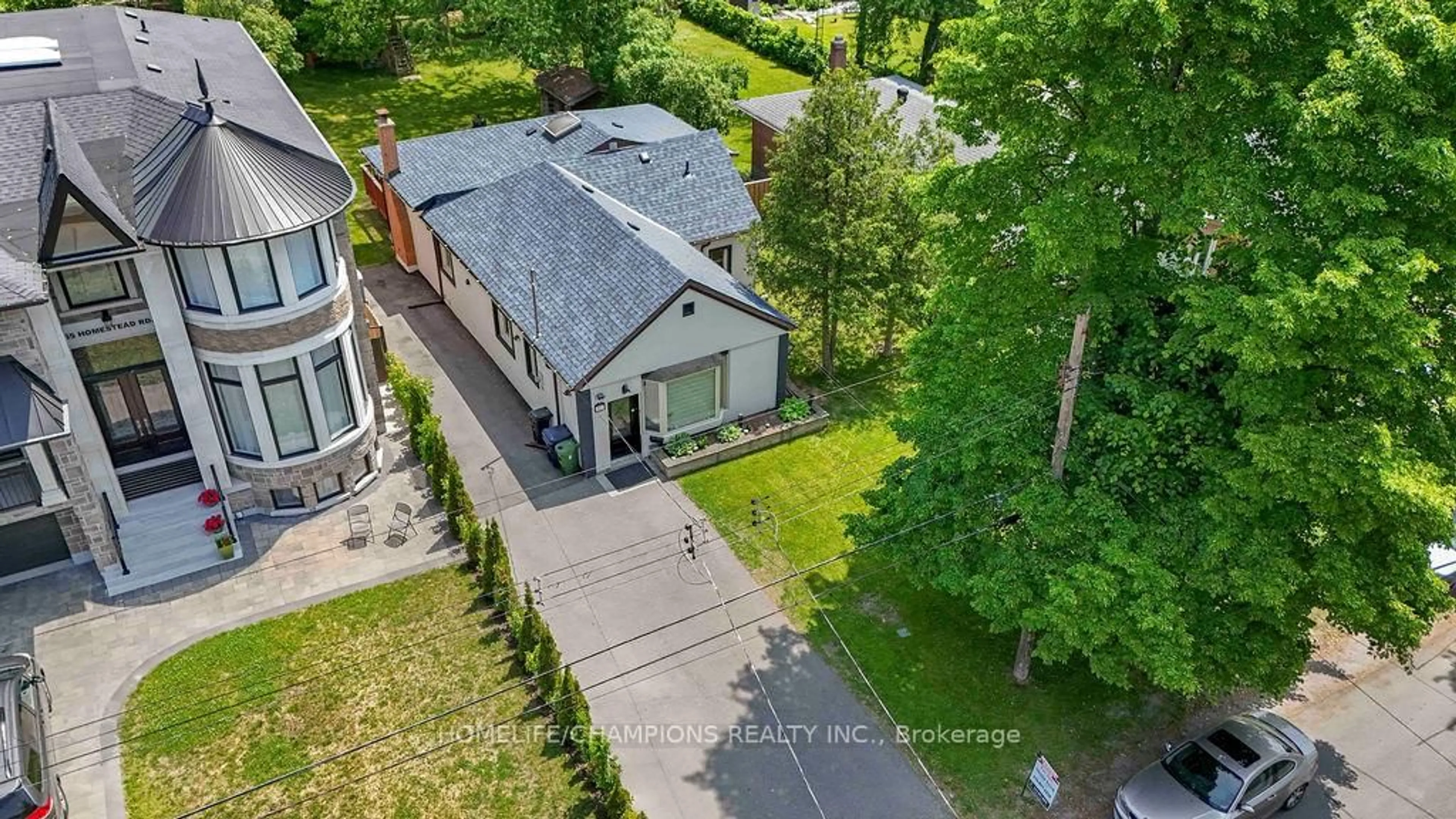 A pic from outside/outdoor area/front of a property/back of a property/a pic from drone, street for 53 Homestead Rd, Toronto Ontario M1E 3R8