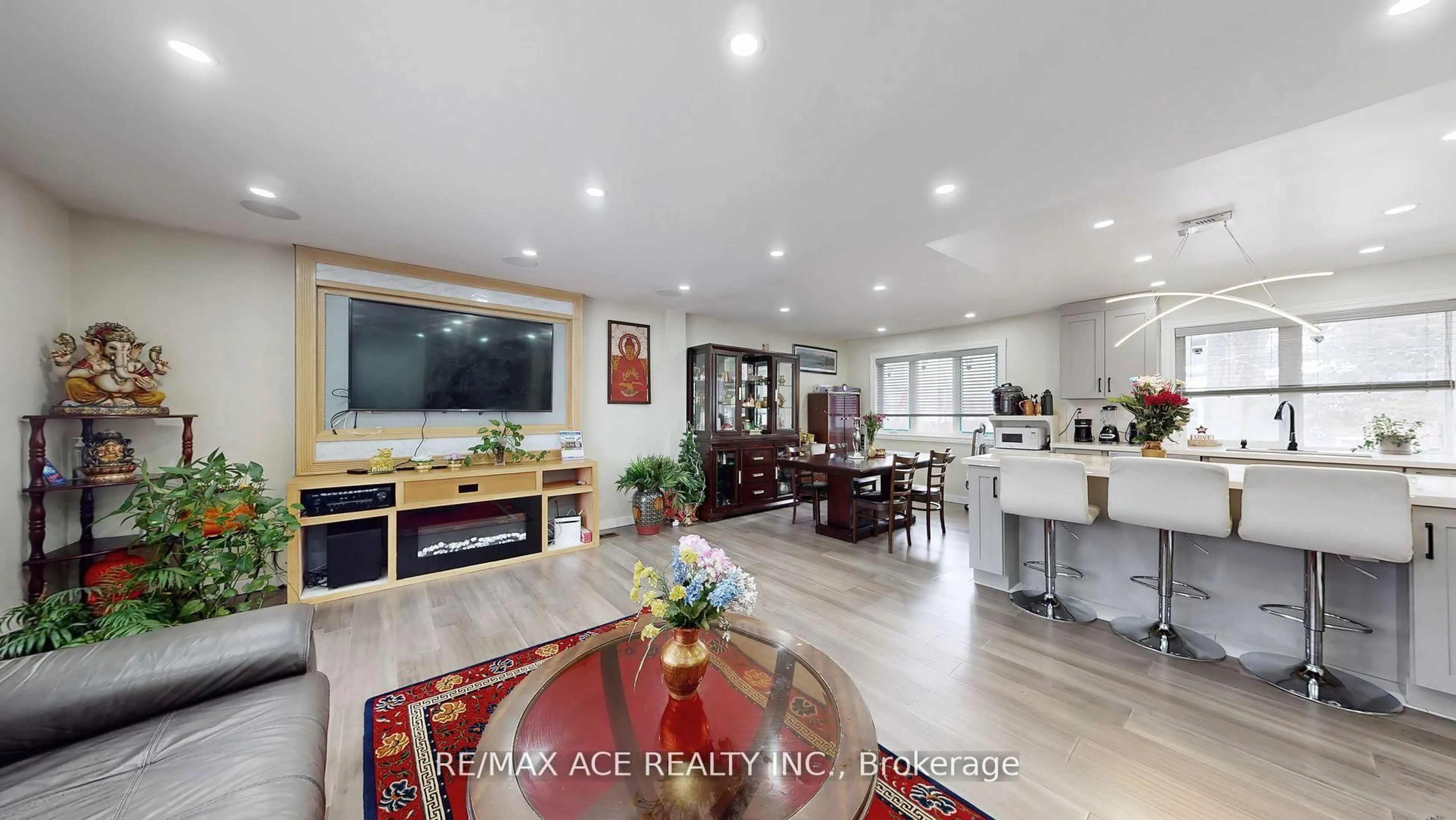 Open concept kitchen, unknown for 1771 Pharmacy Ave, Toronto Ontario M1T 1H4